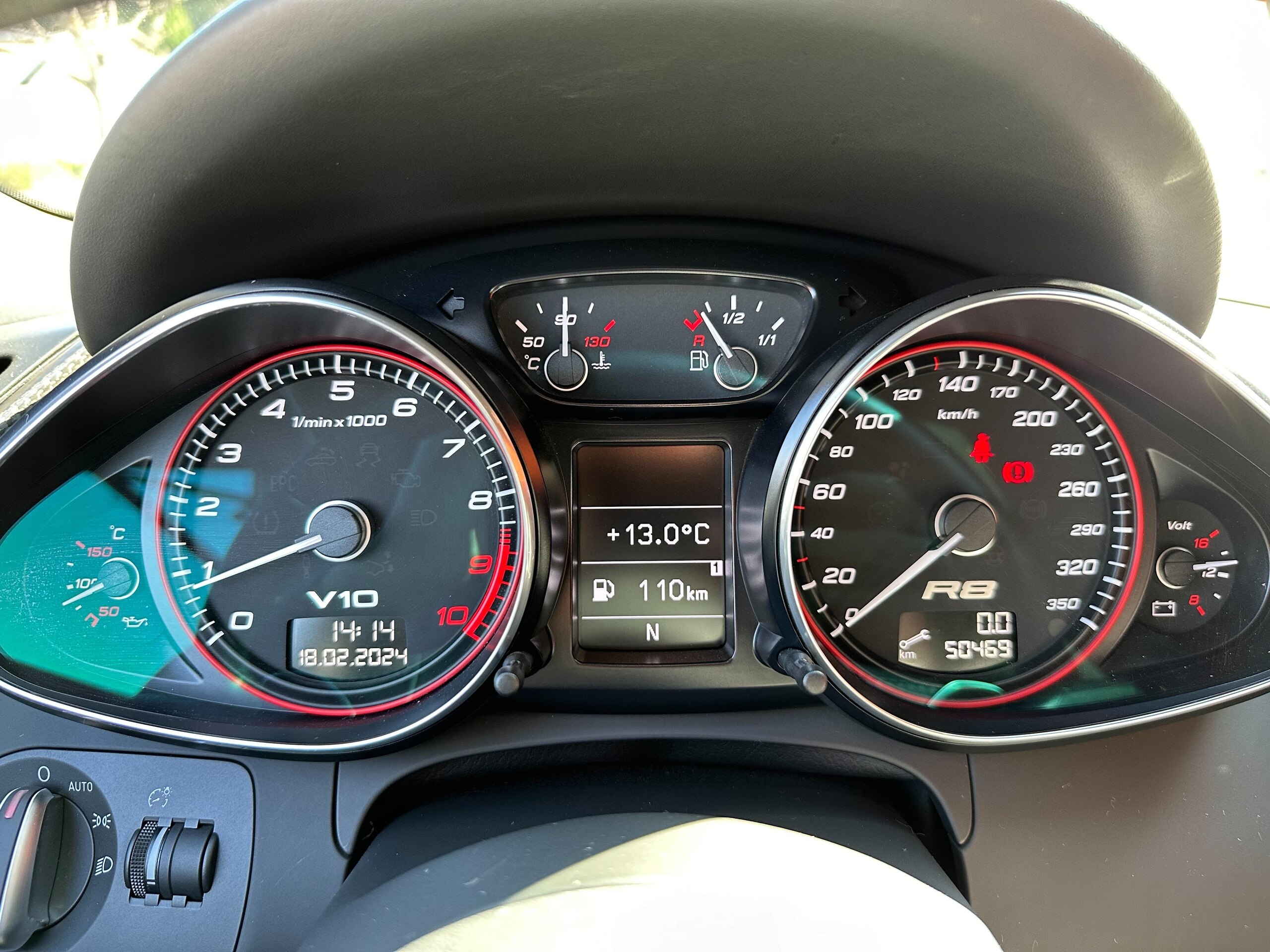 Audi R8 5.2 FSI Quattro (photo: 18)