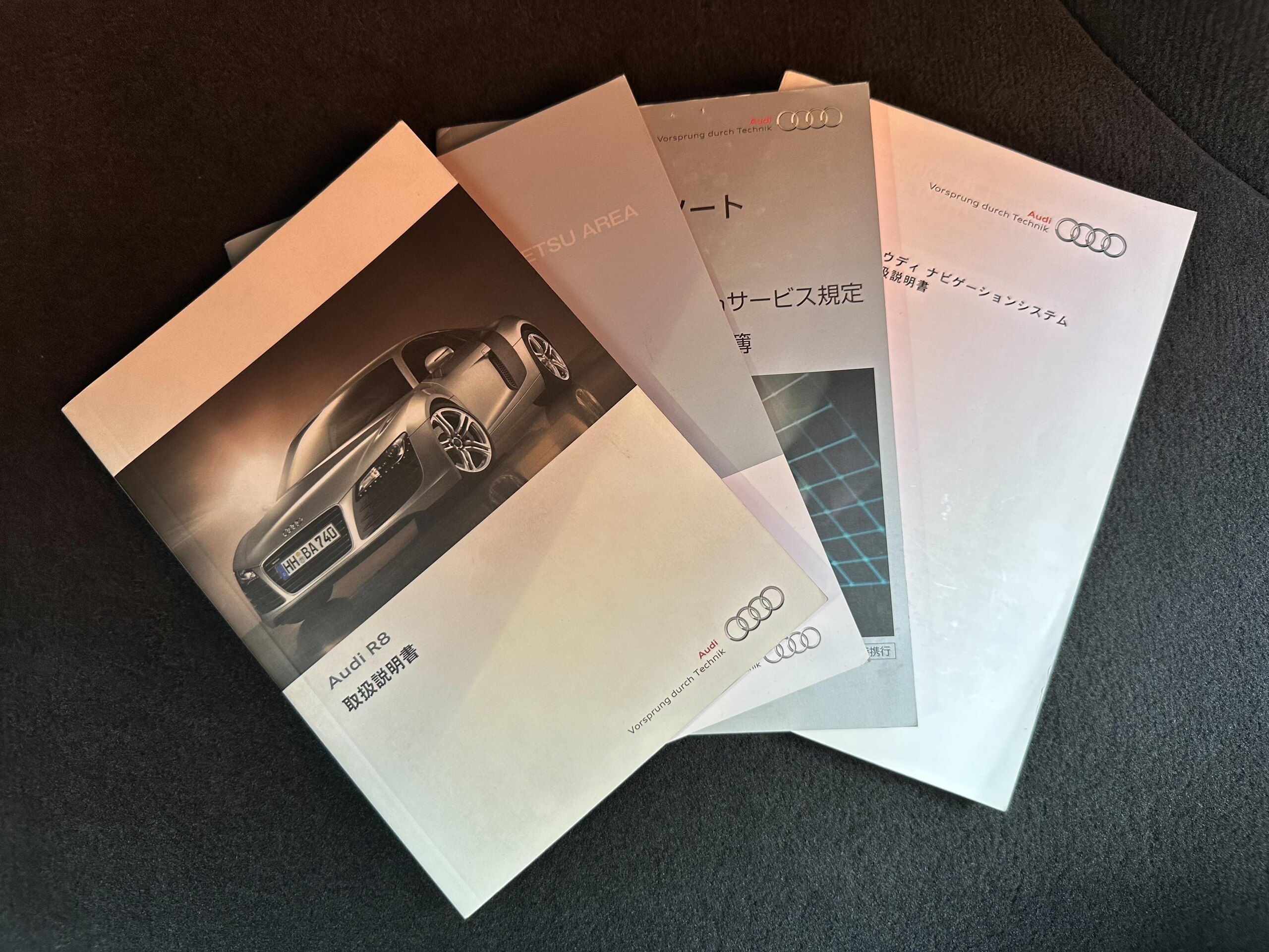 Audi R8 5.2 FSI Quattro (photo: 32)