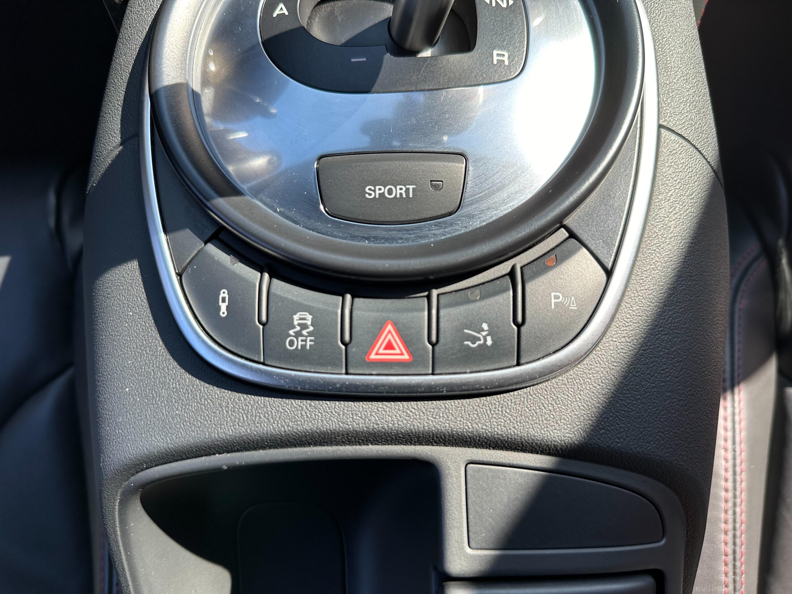 Audi R8 5.2 FSI Quattro (photo: 20)