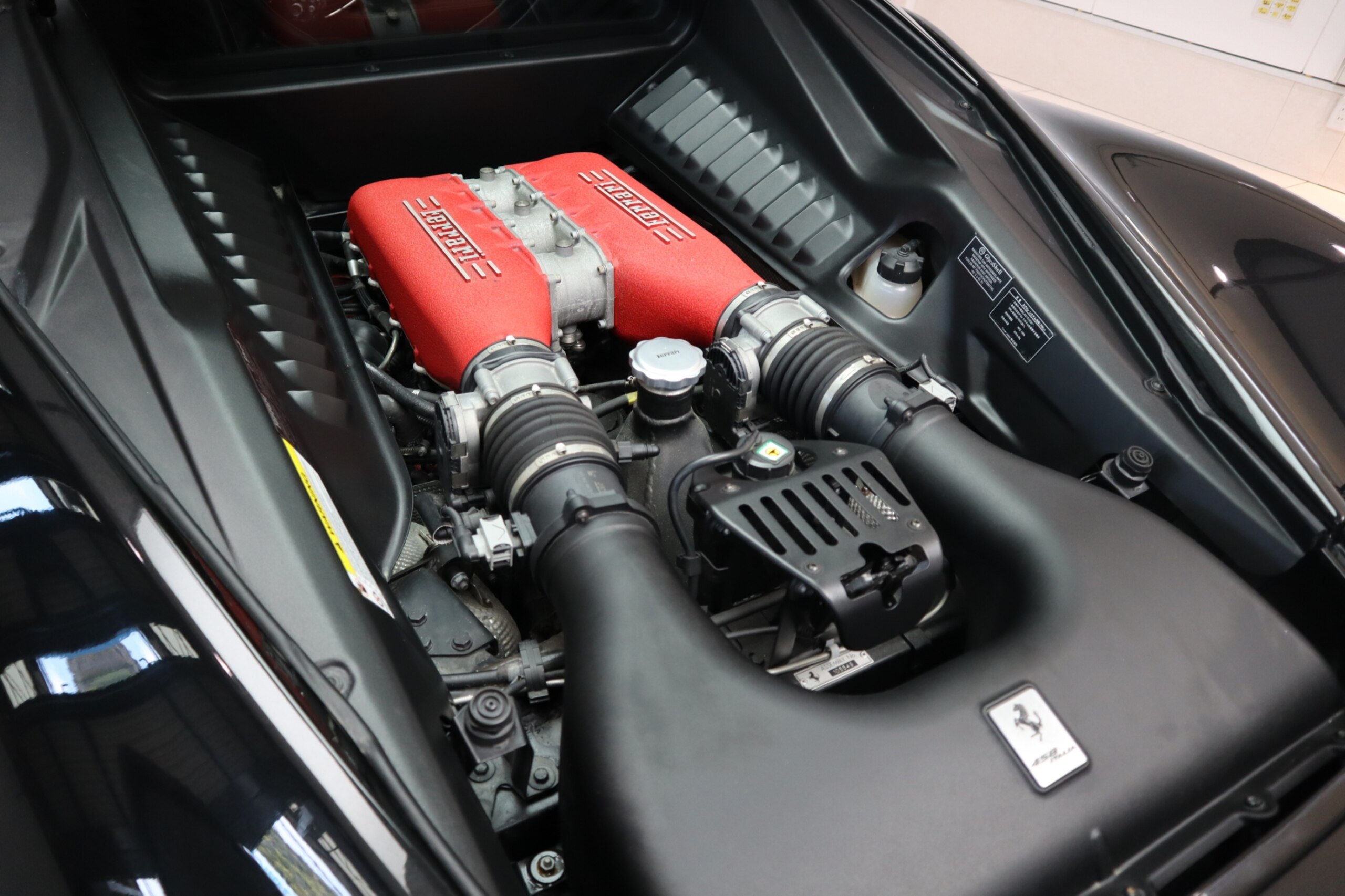 Ferrari 458 Italia F1 DCT (photo: 17)