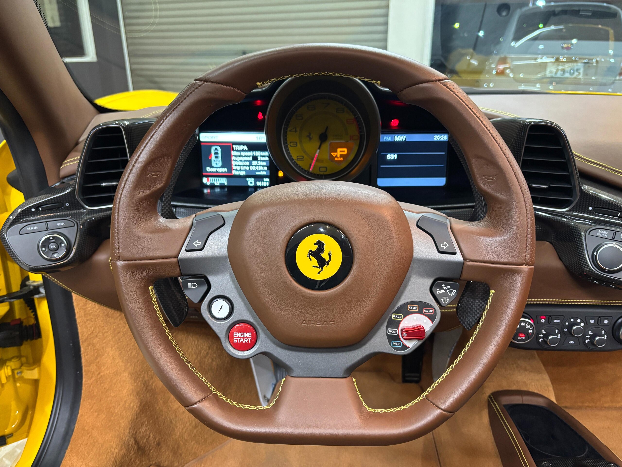 Ferrari 458 Spider (photo: 12)