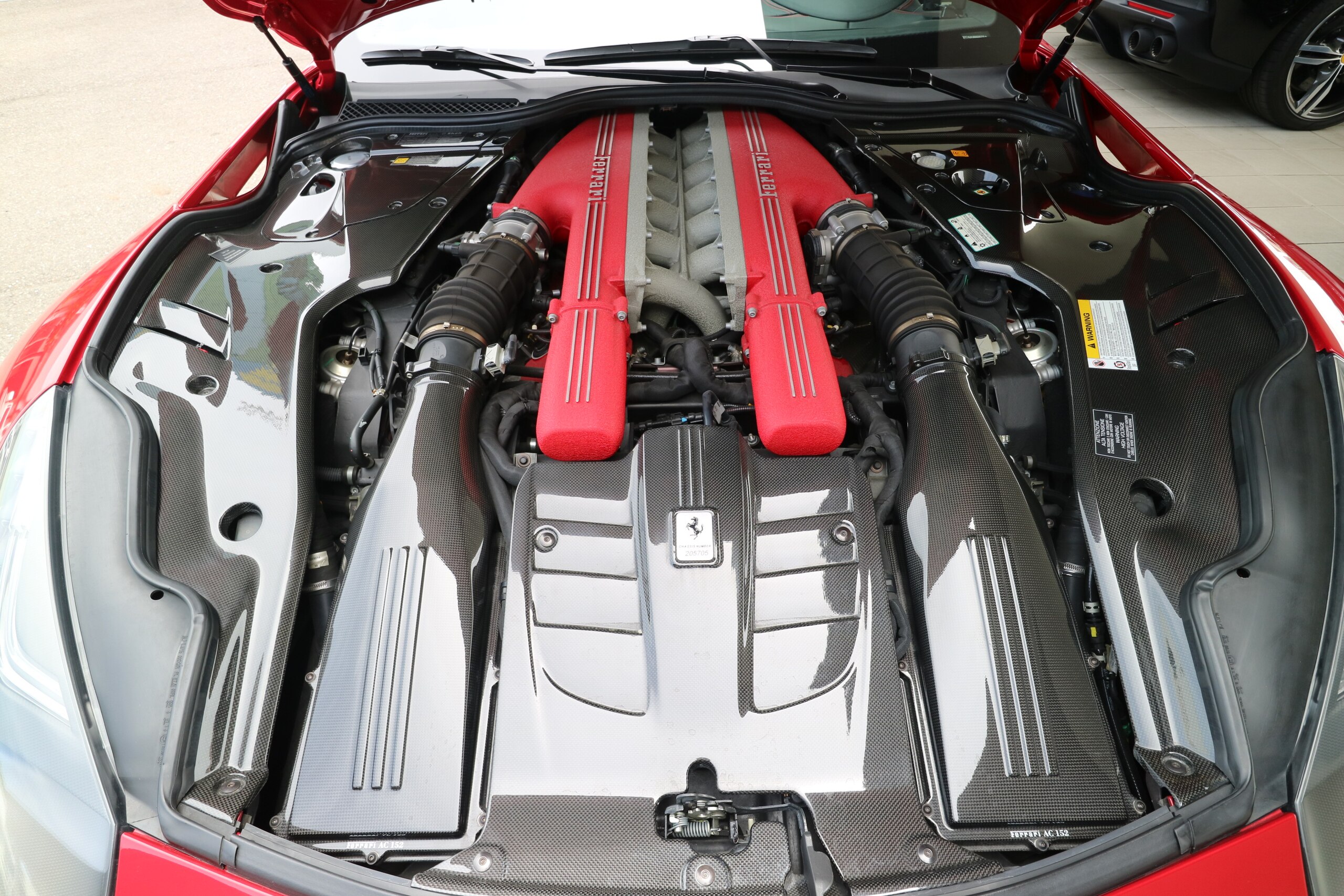 Ferrari F12 Berlinetta (photo: 14)