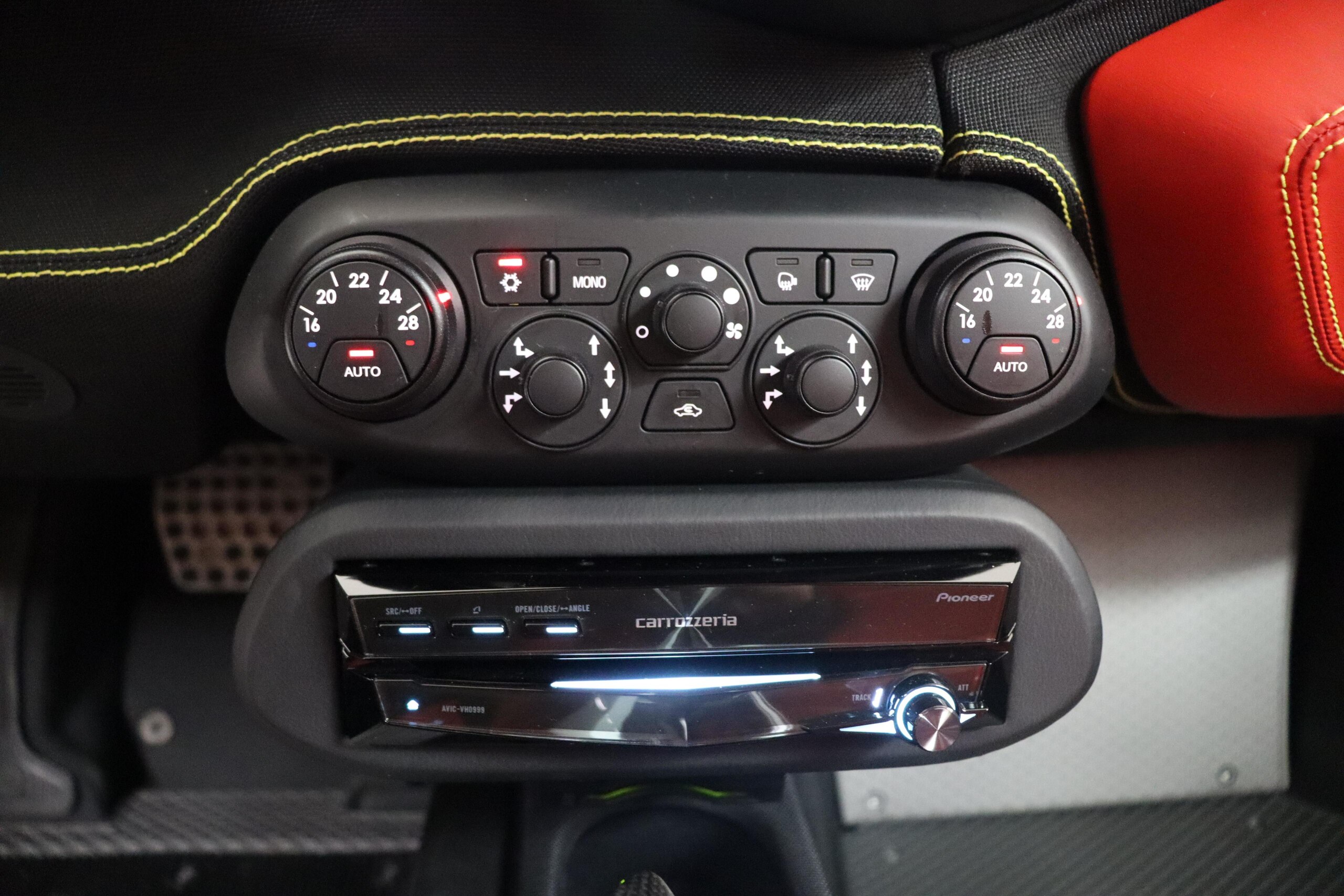 Ferrari 458 Speciale (photo: 12)