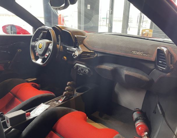 Ferrari 458 Speciale (photo: 12)