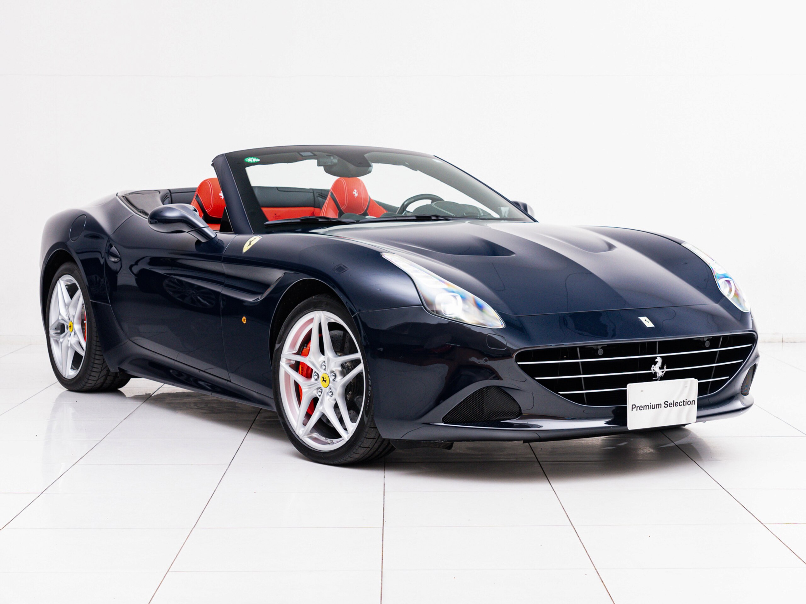 Ferrari California T (photo: 1)
