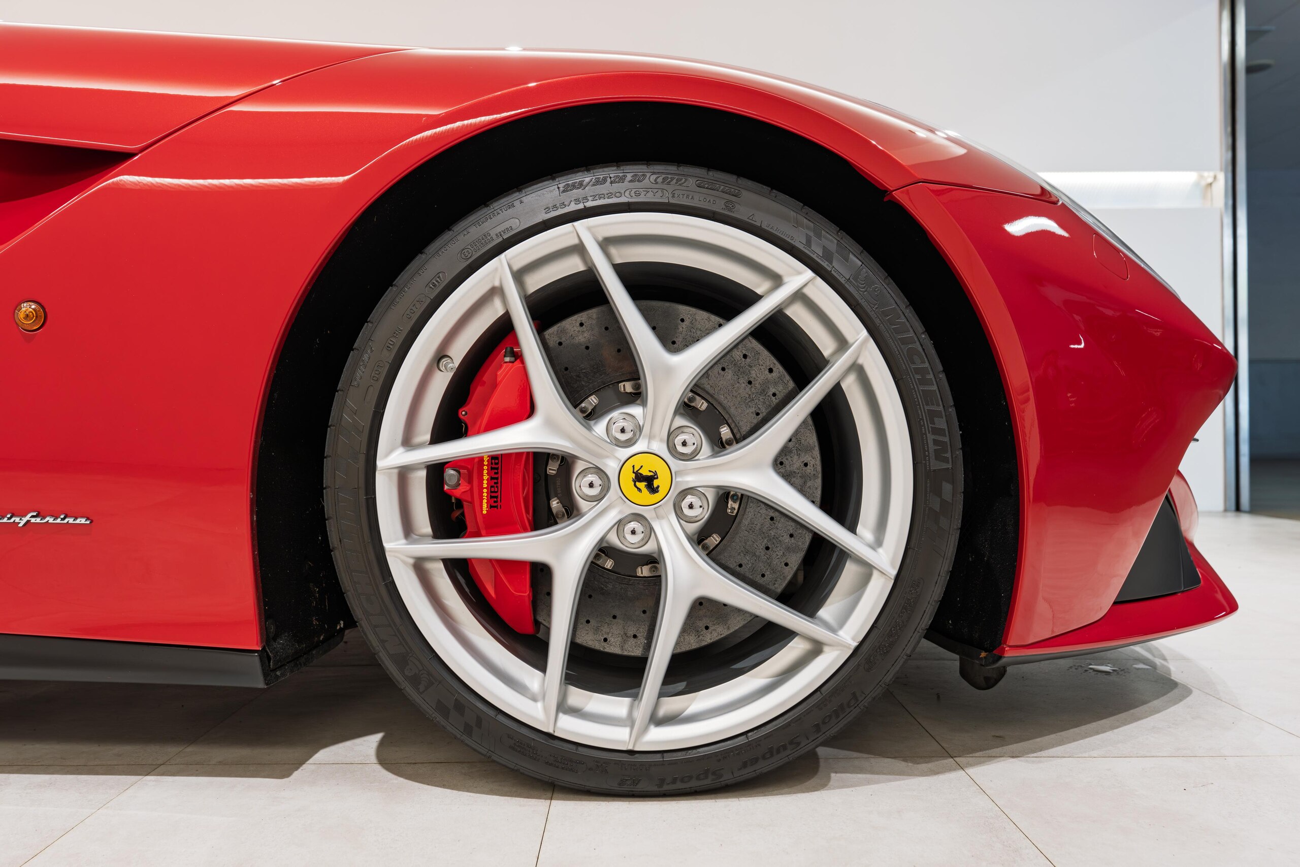 Ferrari F12 Berlinetta (photo: 14)