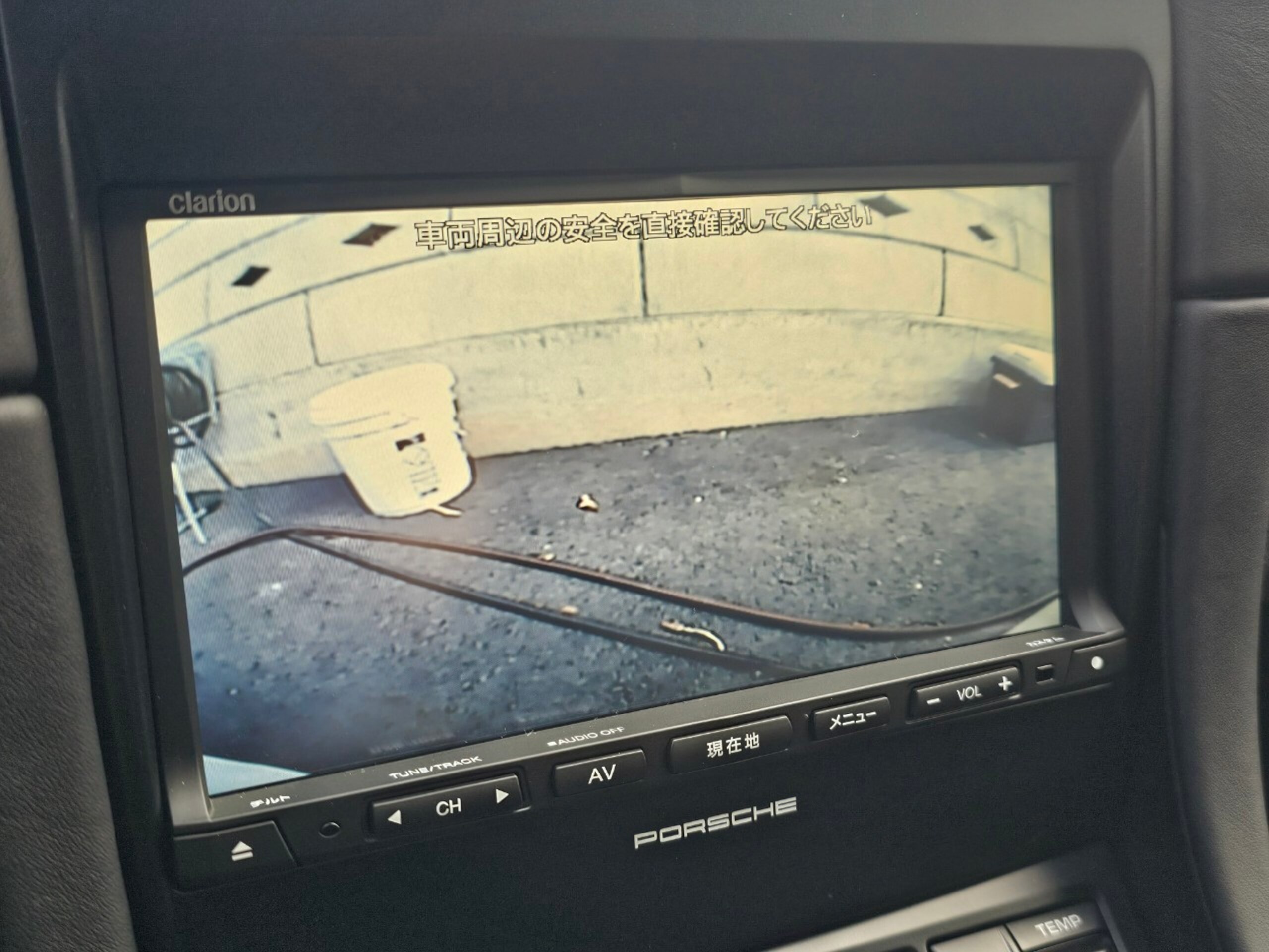 Porsche Cayman GT4 (photo: 13)