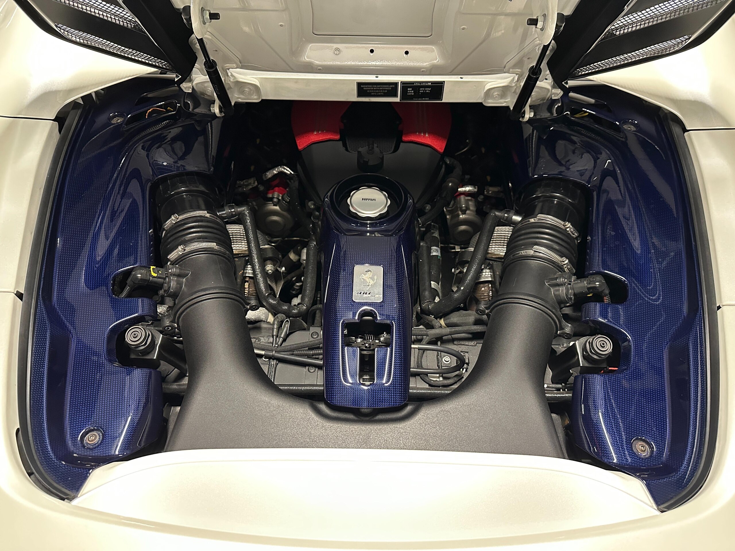 Ferrari 488 Spider (photo: 18)