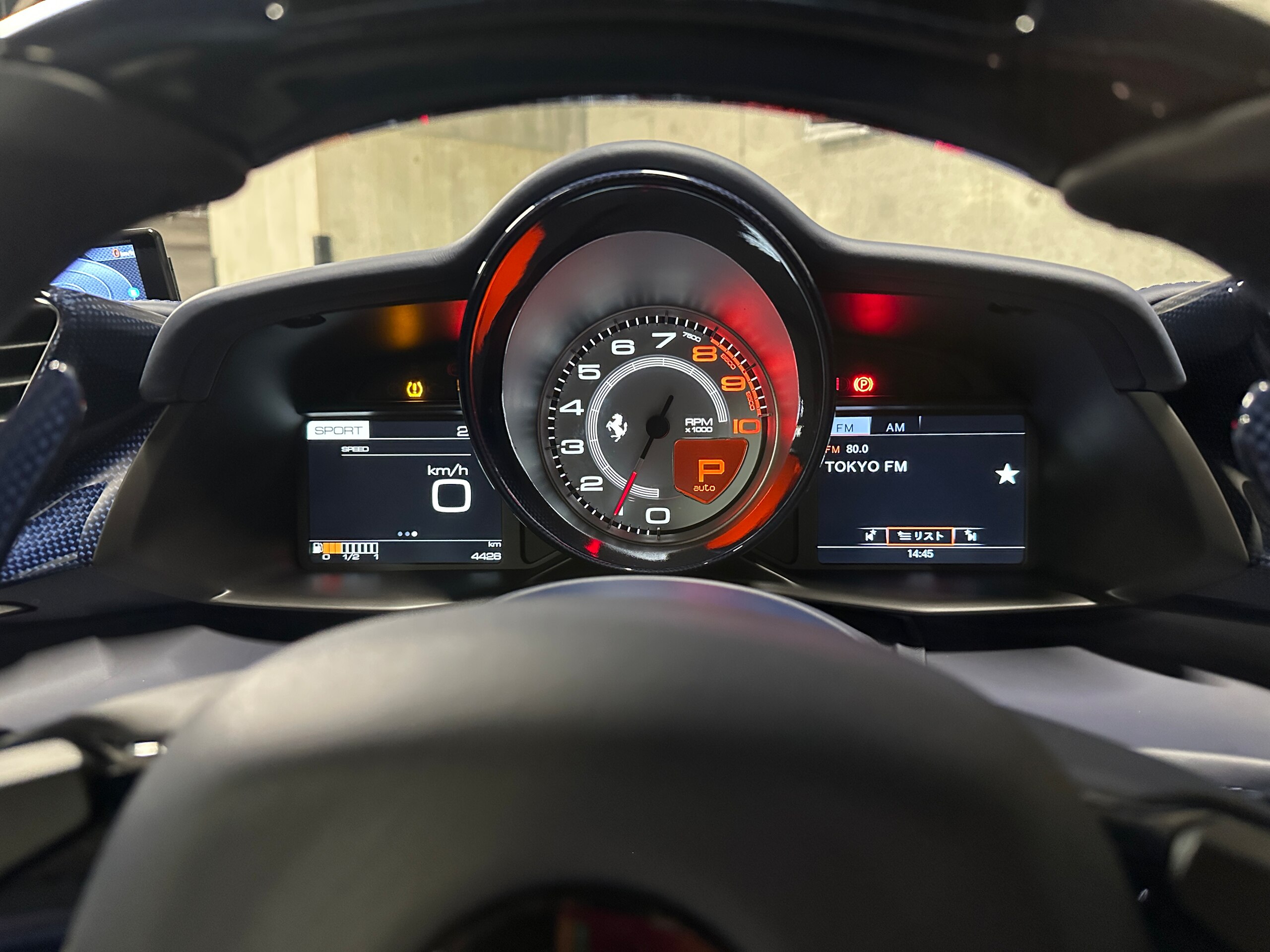 Ferrari 488 Spider (photo: 12)