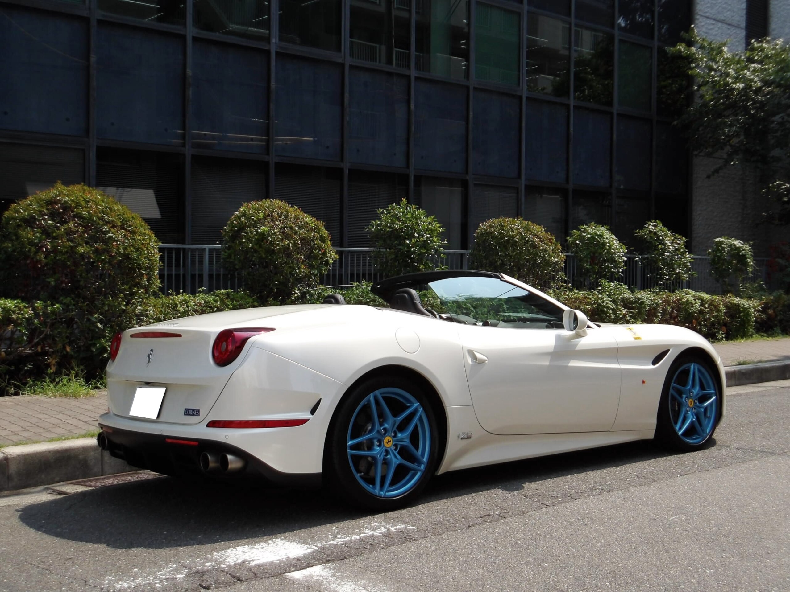 Ferrari California T 70th Anniversary Tailor Made Collection (photo: 3)