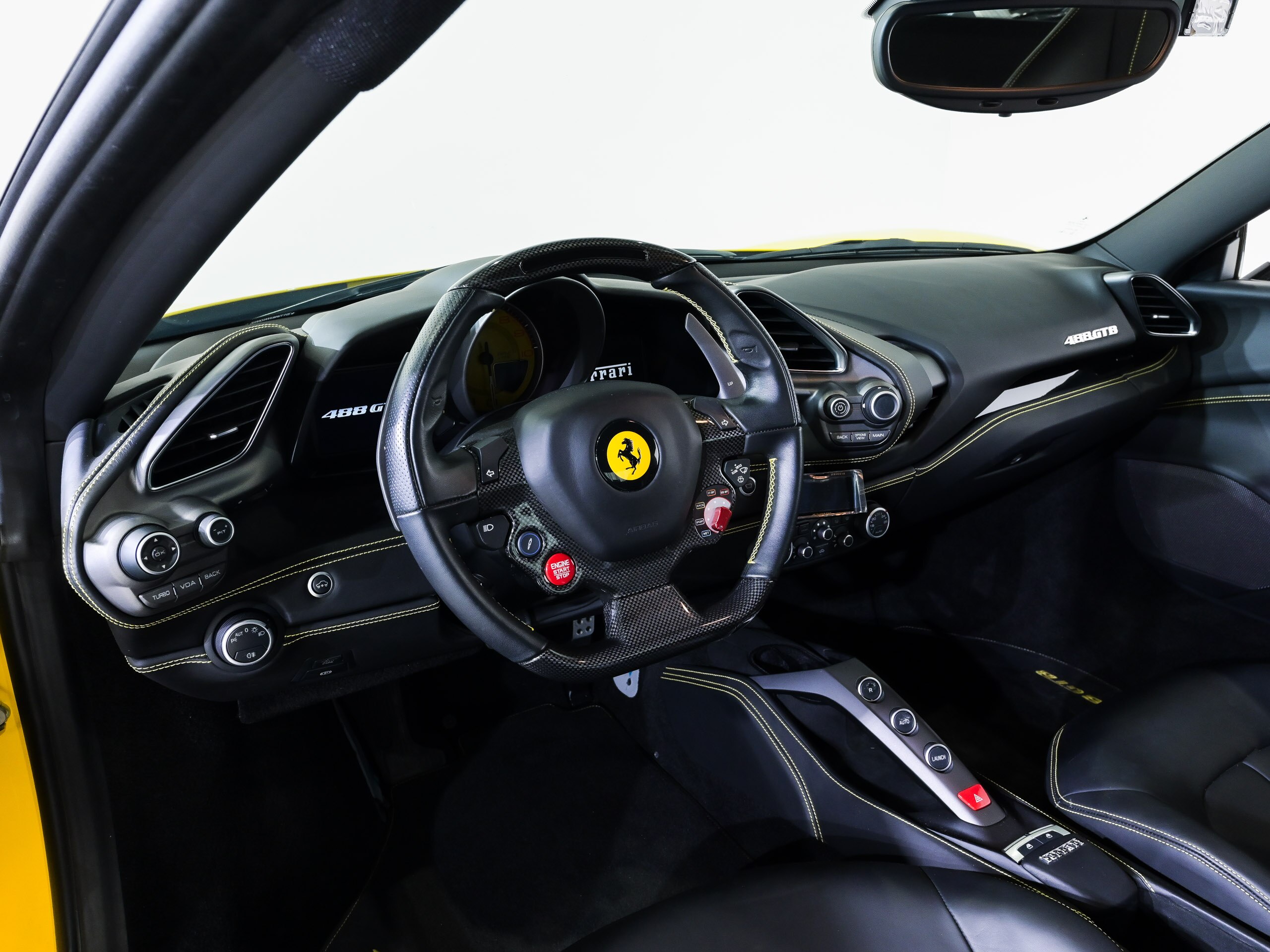 Ferrari 488GTB (photo: 6)