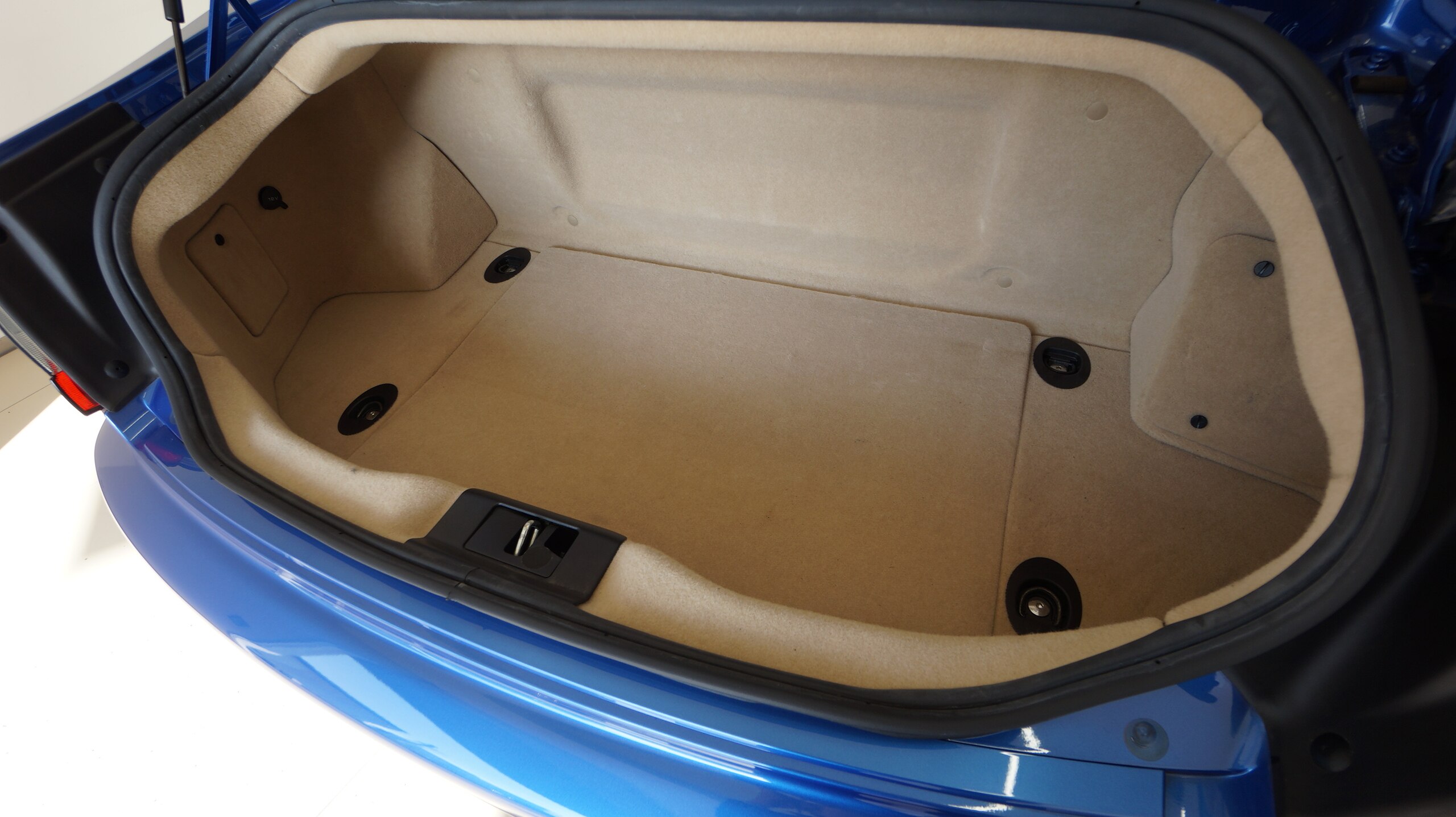 Maserati Granturismo MC Stradale (photo: 18)