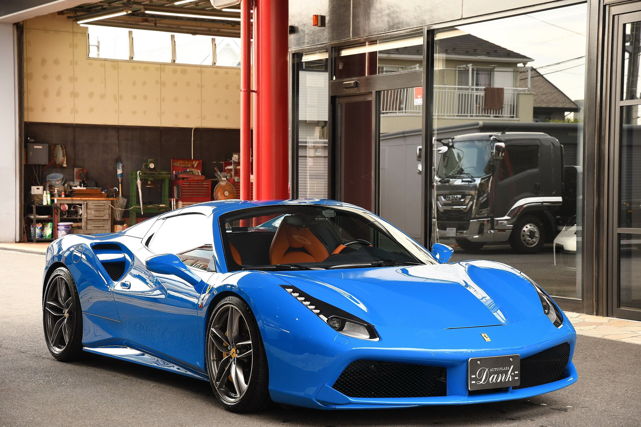Ferrari 488 Spider (photo: 1)