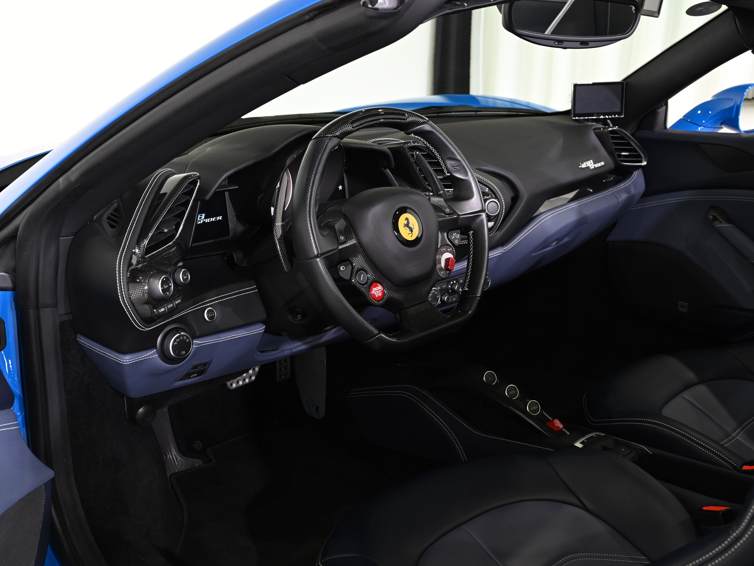 Ferrari 488 Spider (photo: 7)