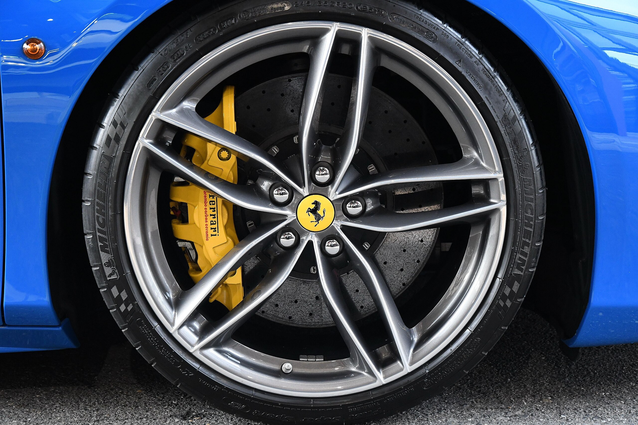 Ferrari 488 Spider (photo: 18)