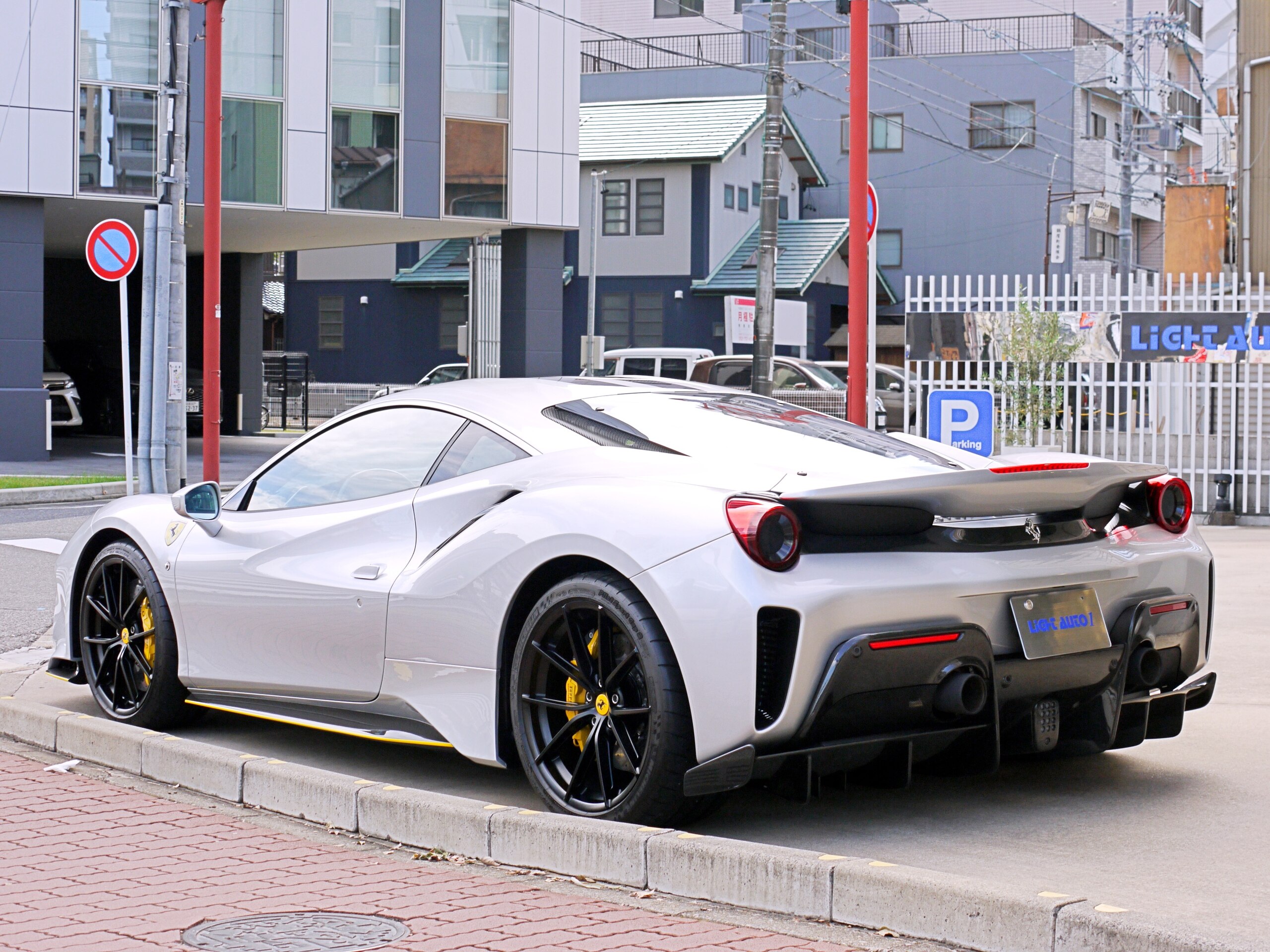 Ferrari 488 Pista (photo: 3)