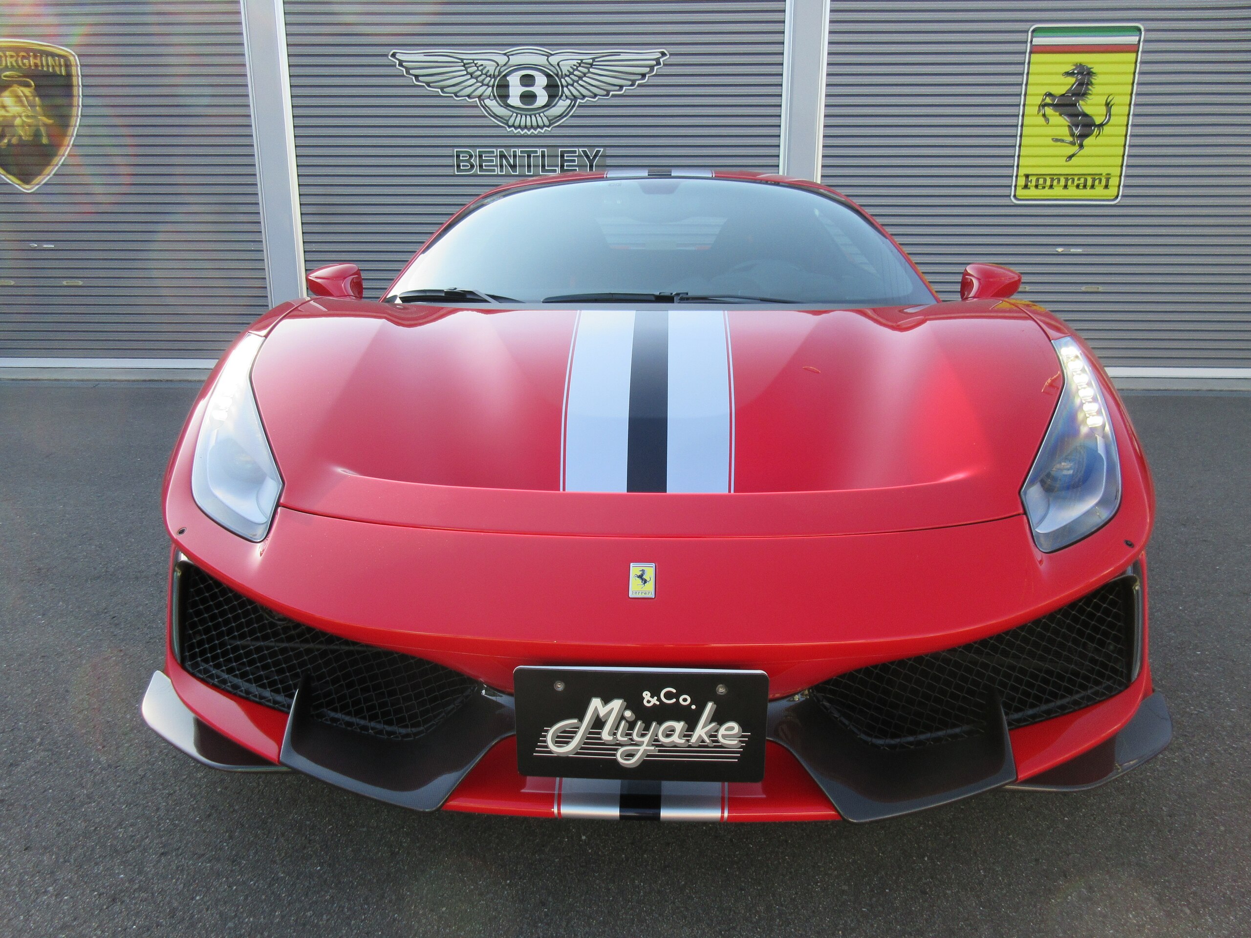 Ferrari 488 Pista (photo: 1)