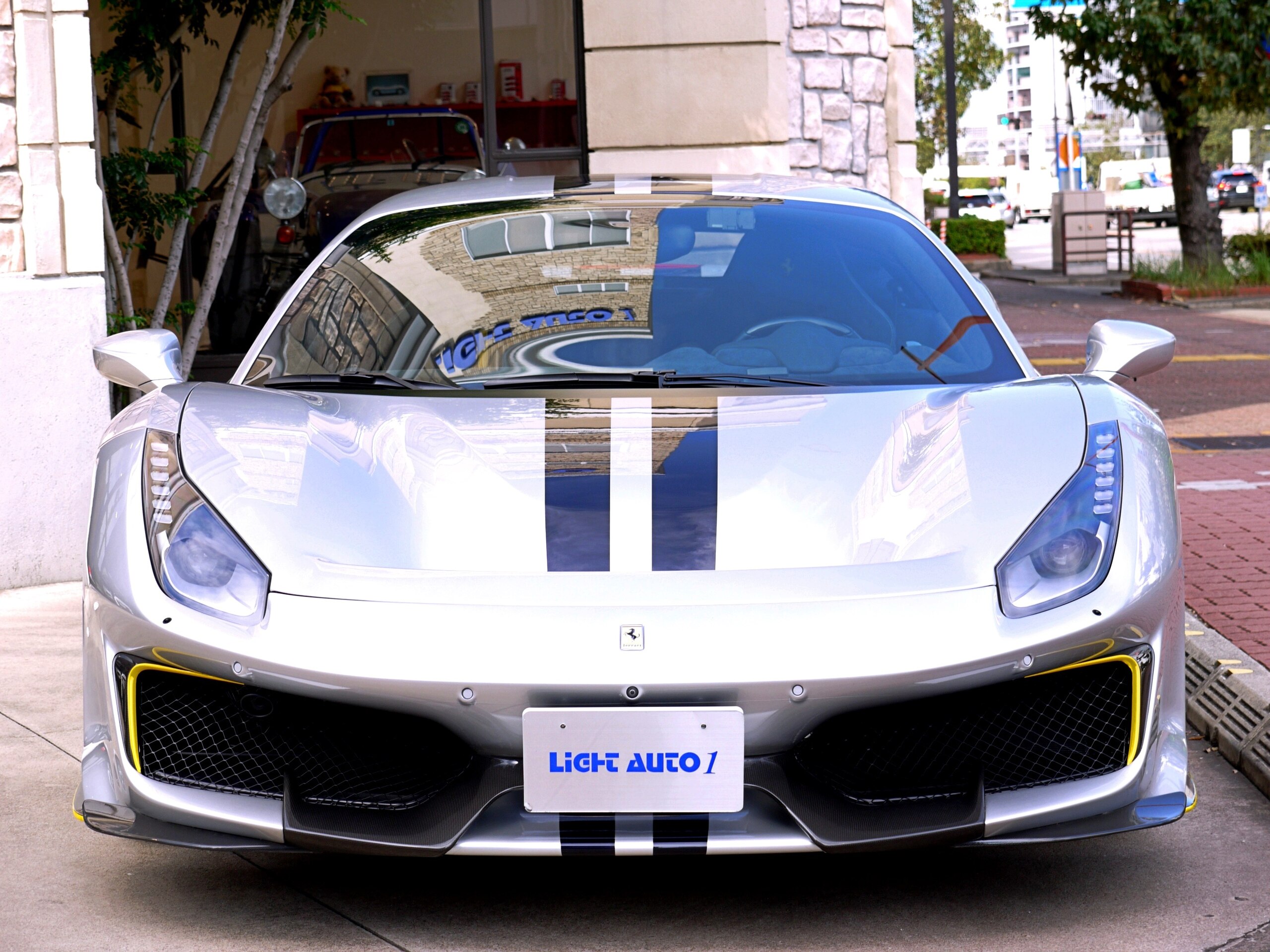 Ferrari 488 Pista (photo: 1)