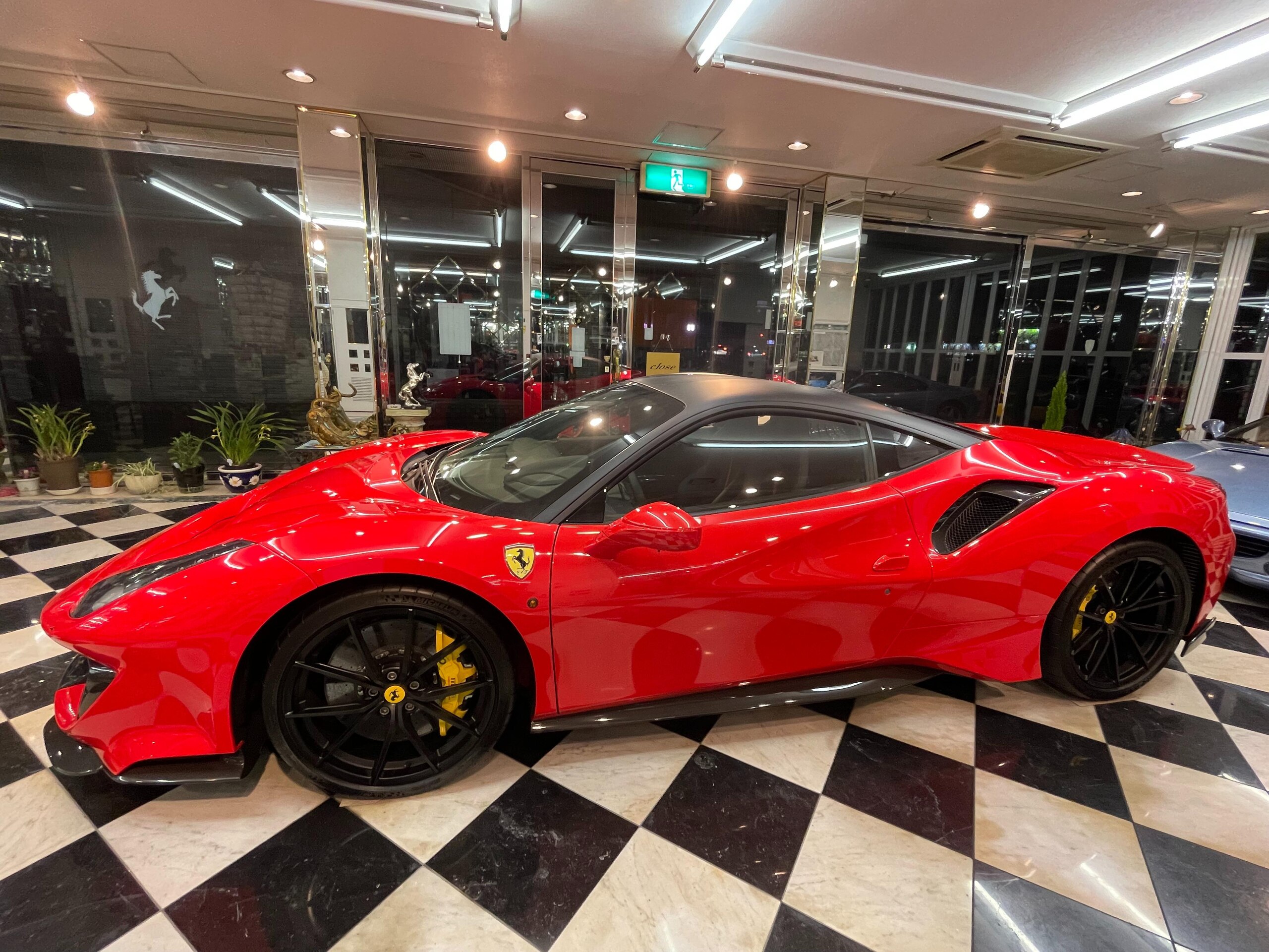 Ferrari 488 Pista (photo: 2)