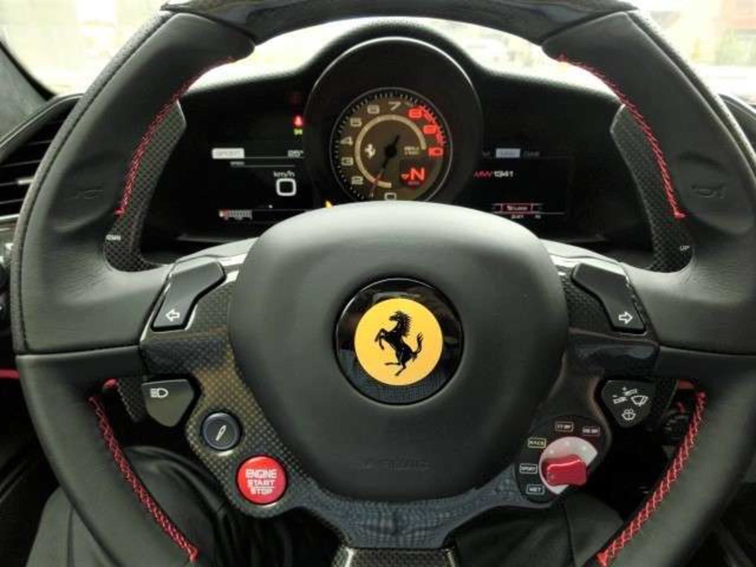 Ferrari 488 Pista (photo: 9)