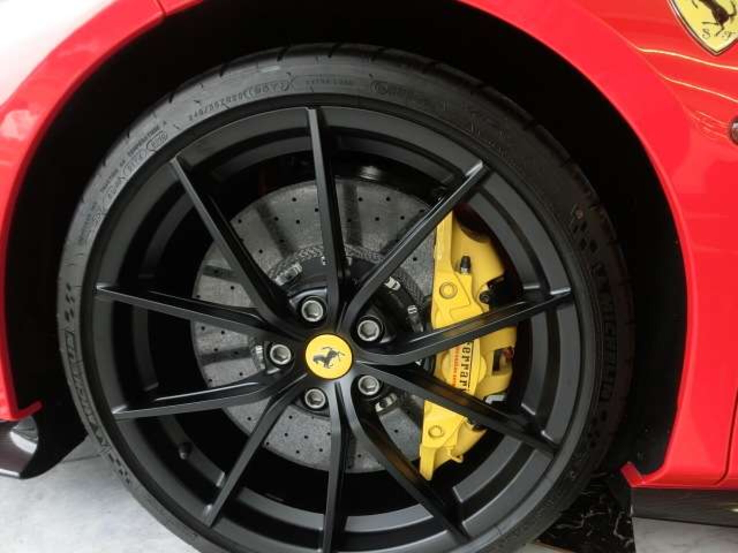 Ferrari 488 Pista (photo: 14)