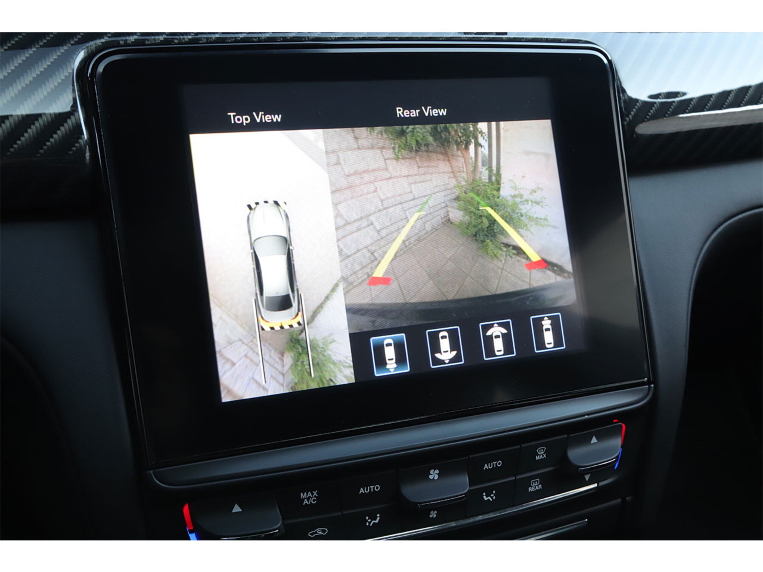 Maserati Quattroporte SQ4 (photo: 10)