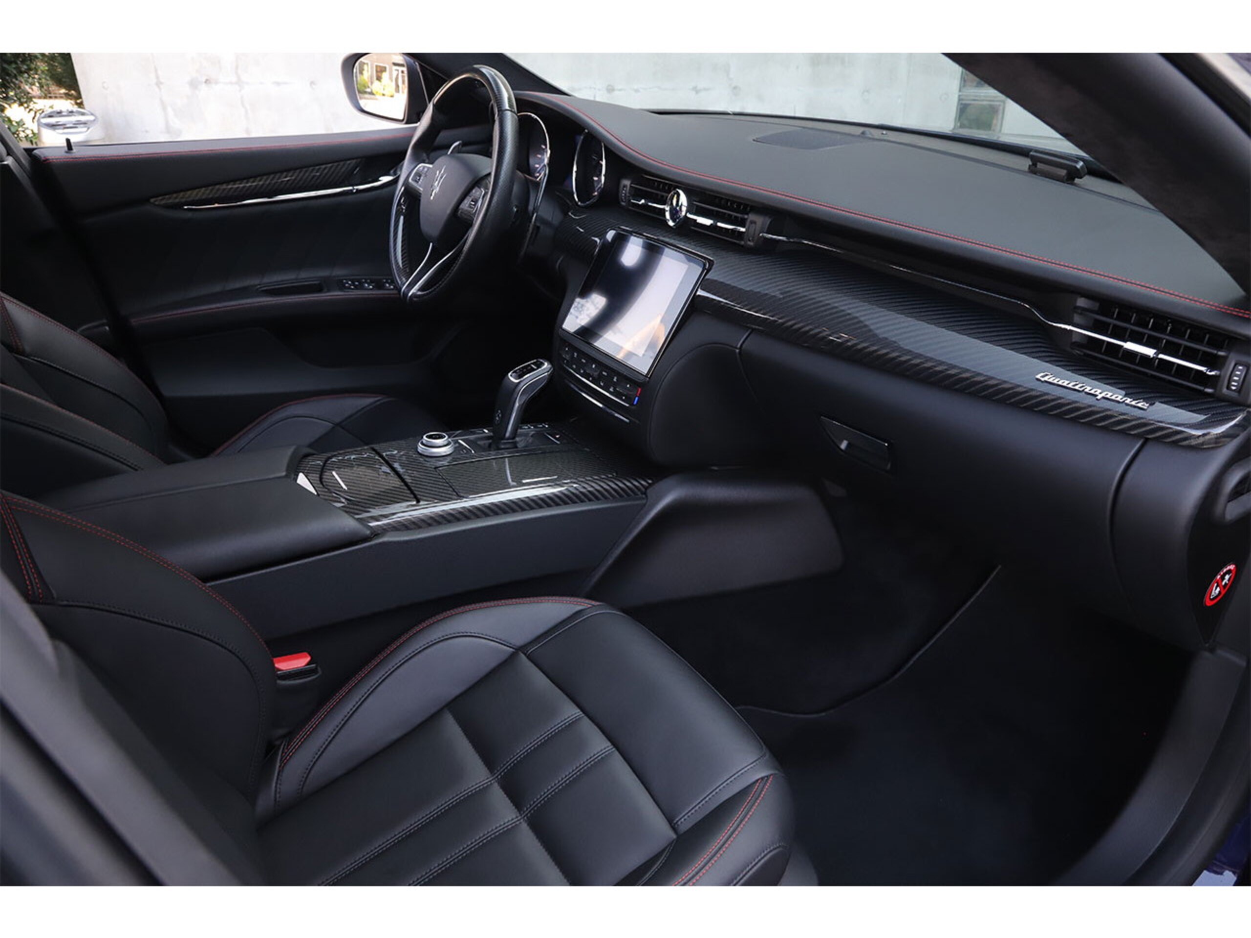 Maserati Quattroporte SQ4 (photo: 13)