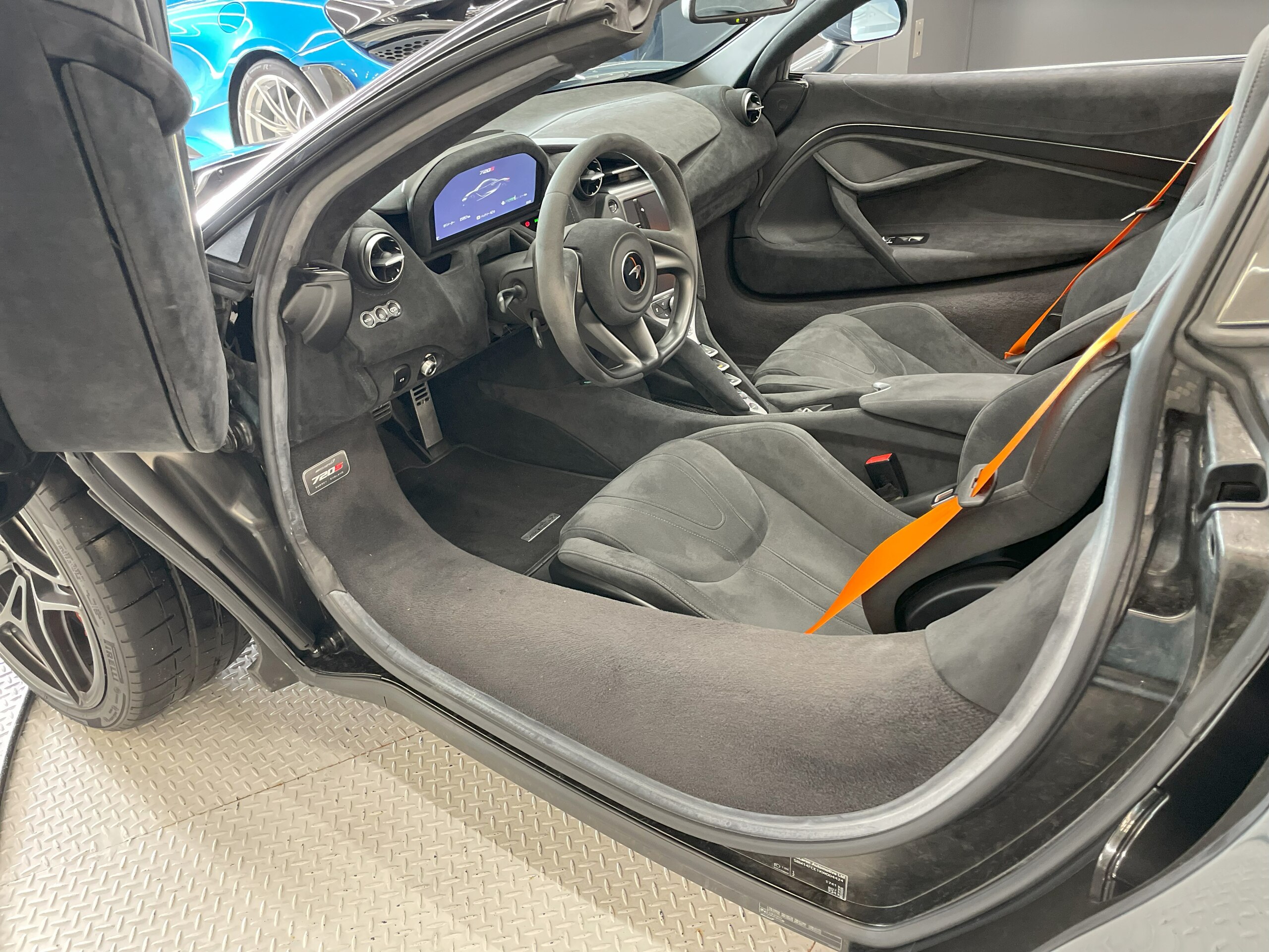 McLaren 720S Spider (photo: 10)