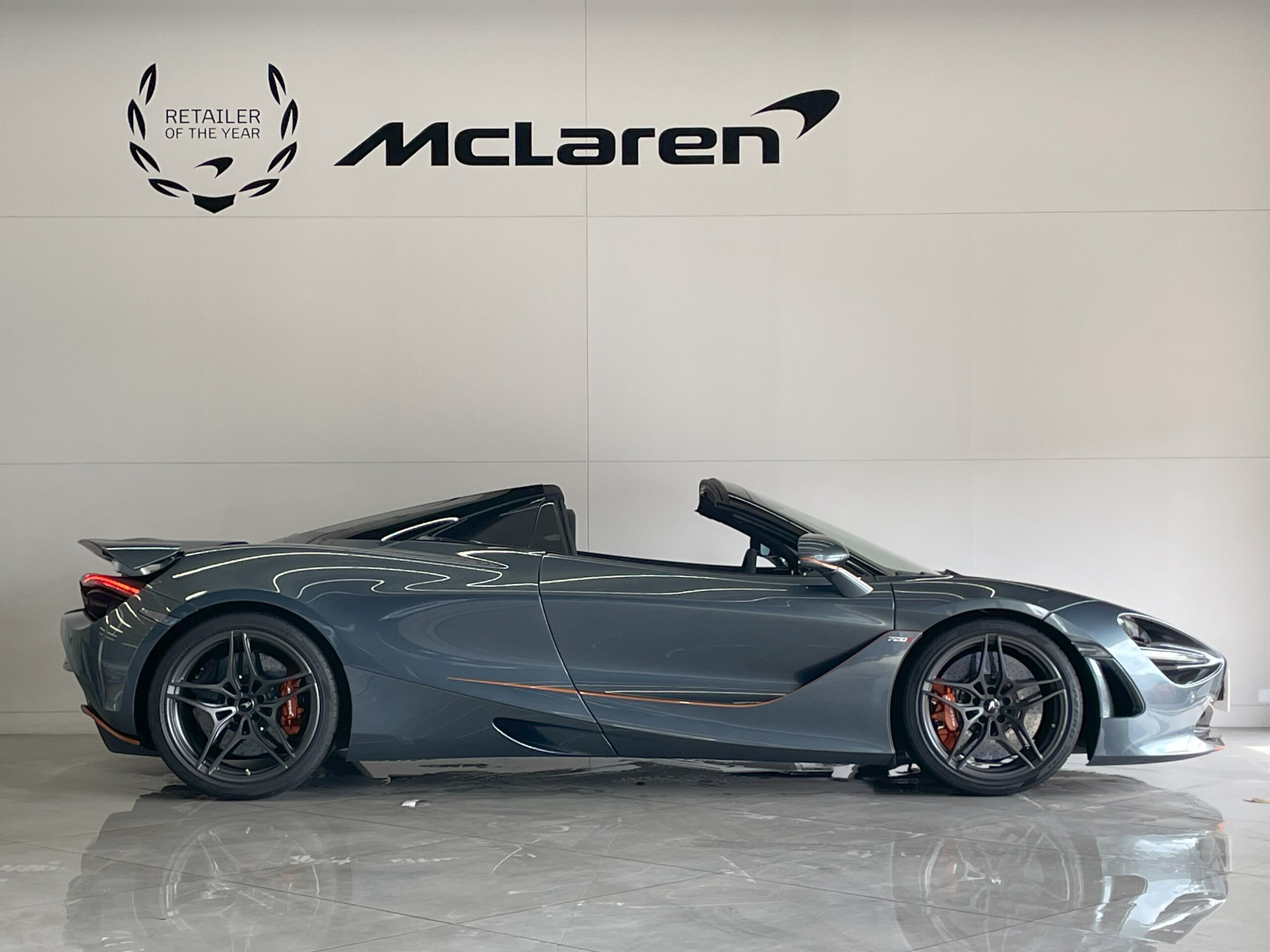 McLaren 720S Spider (photo: 4)