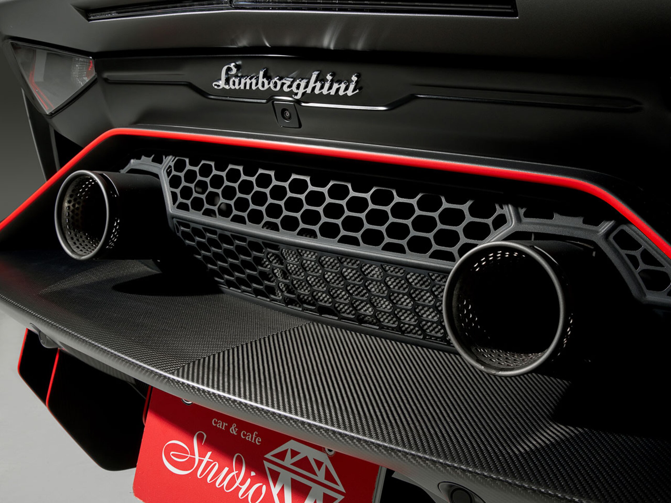 Lamborghini Aventador SVJ Roadster (photo: 8)