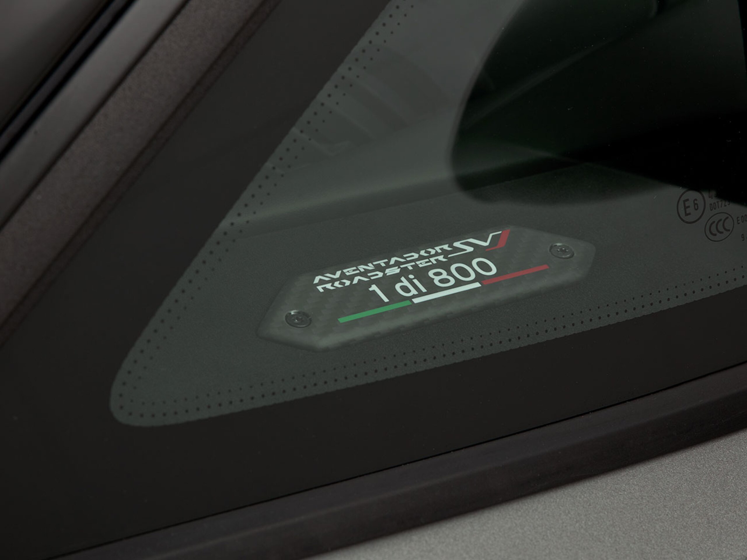 Lamborghini Aventador SVJ Roadster (photo: 4)