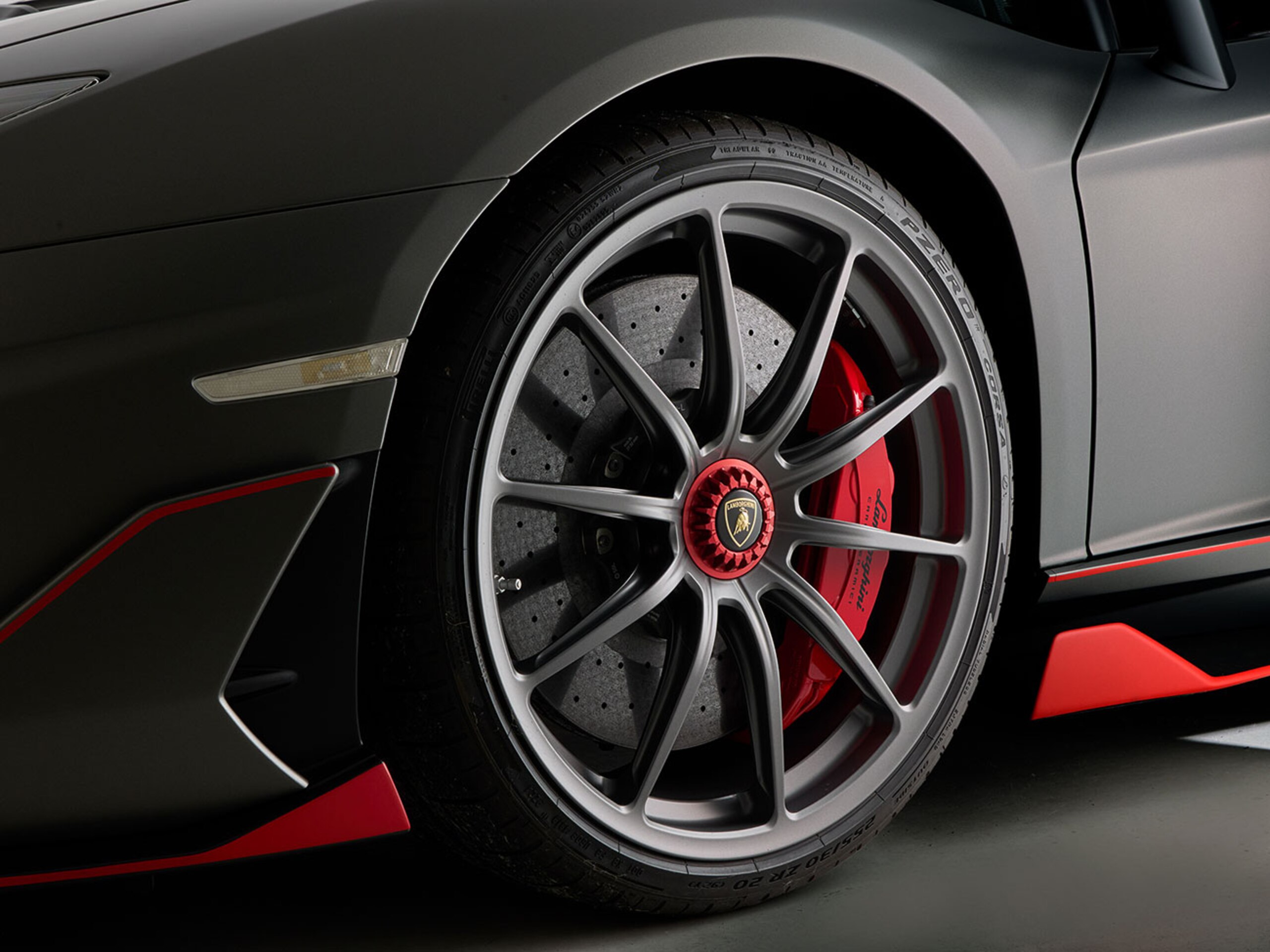 Lamborghini Aventador SVJ Roadster (photo: 18)