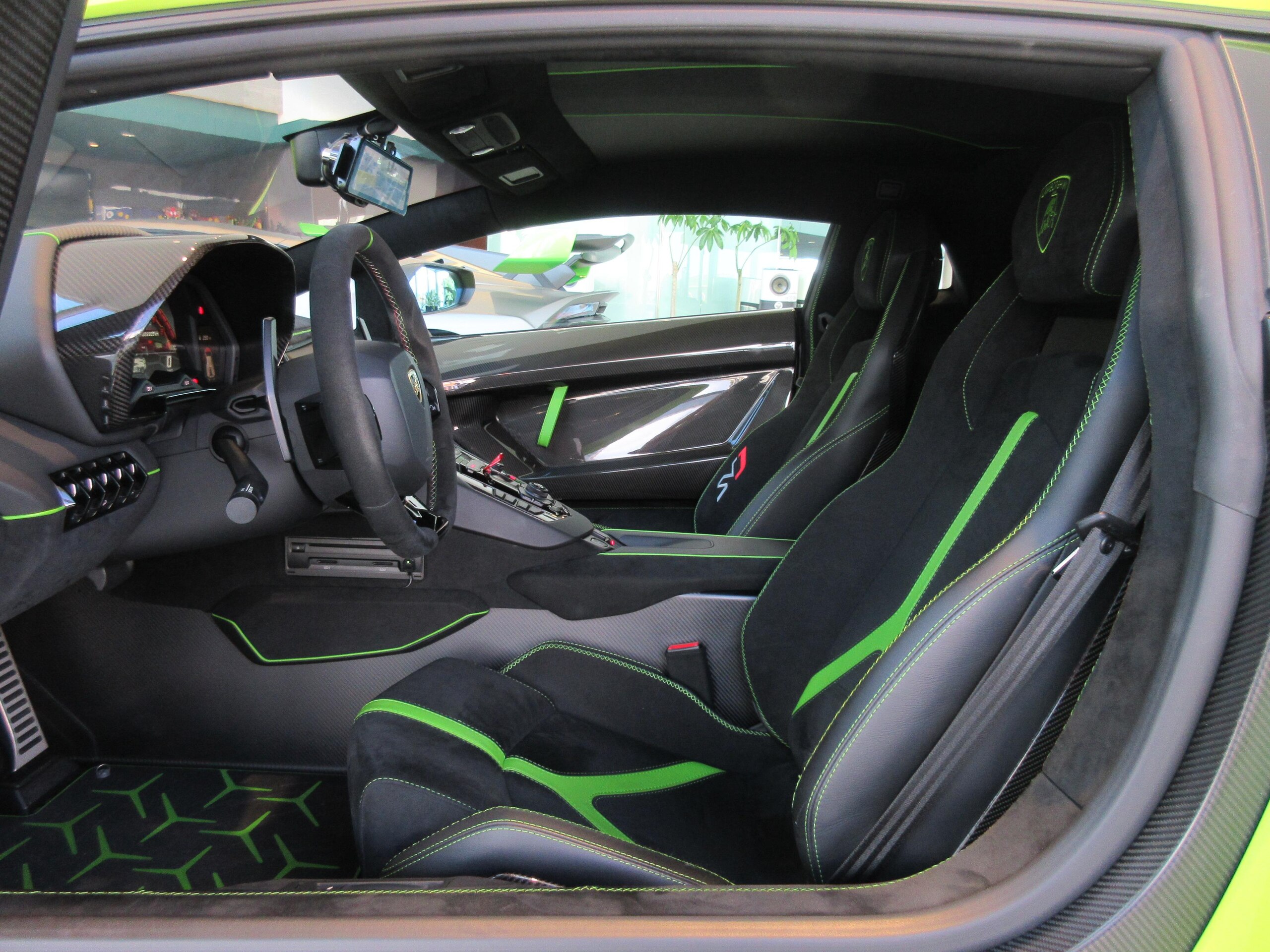 Lamborghini Aventador SVJ (photo: 11)