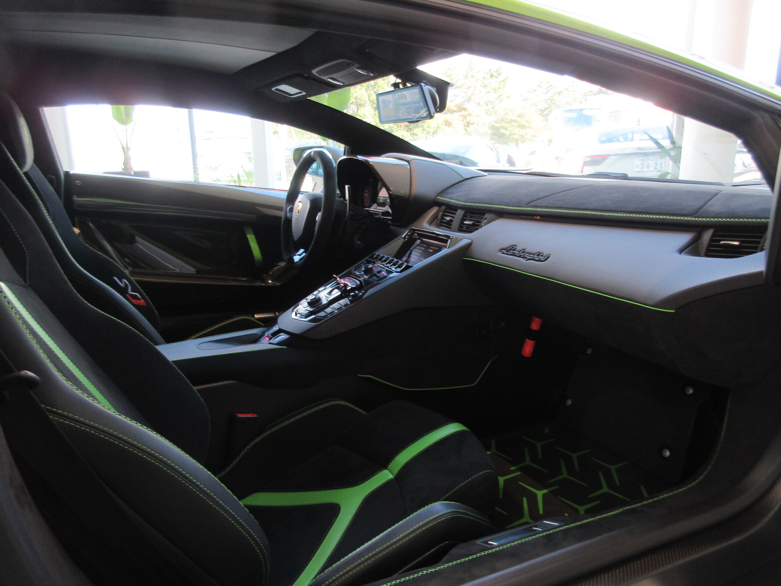 Lamborghini Aventador SVJ (photo: 21)