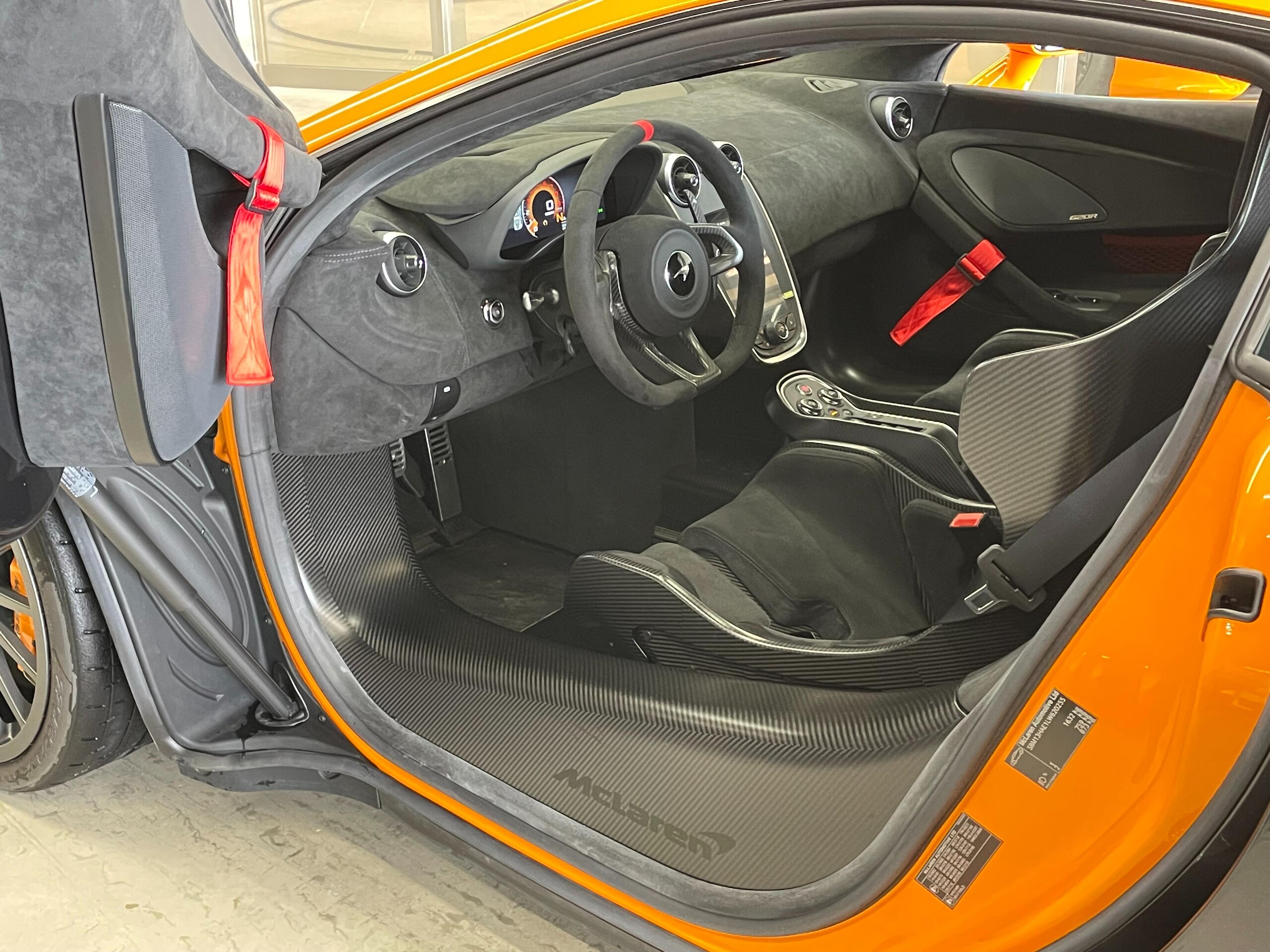 McLaren 620R (photo: 11)