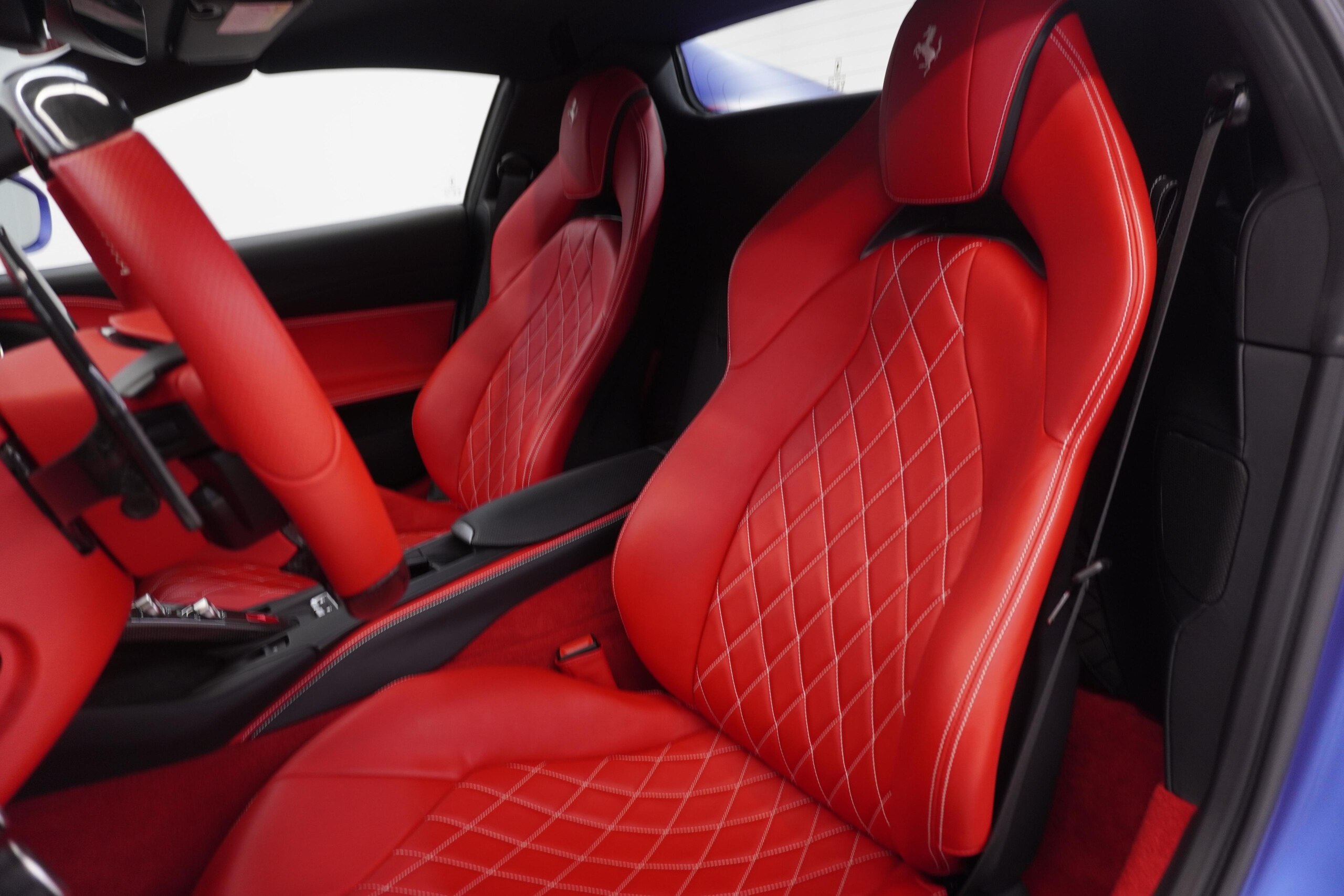 Ferrari 812GTS (photo: 10)