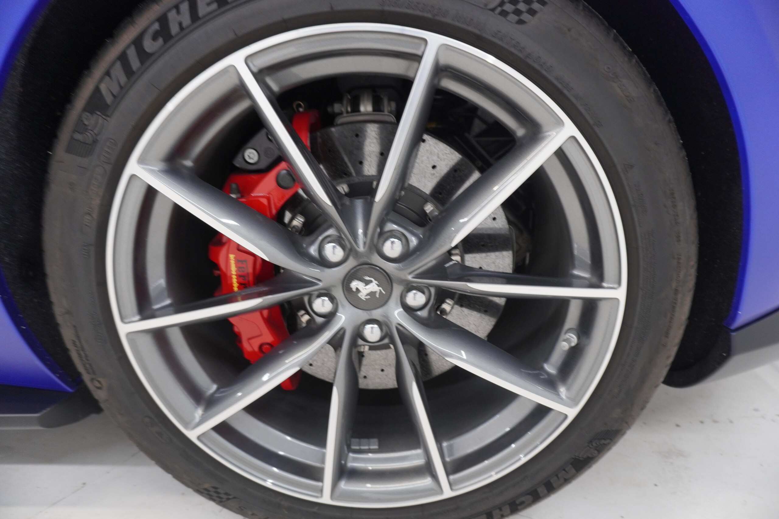 Ferrari 812GTS (photo: 19)