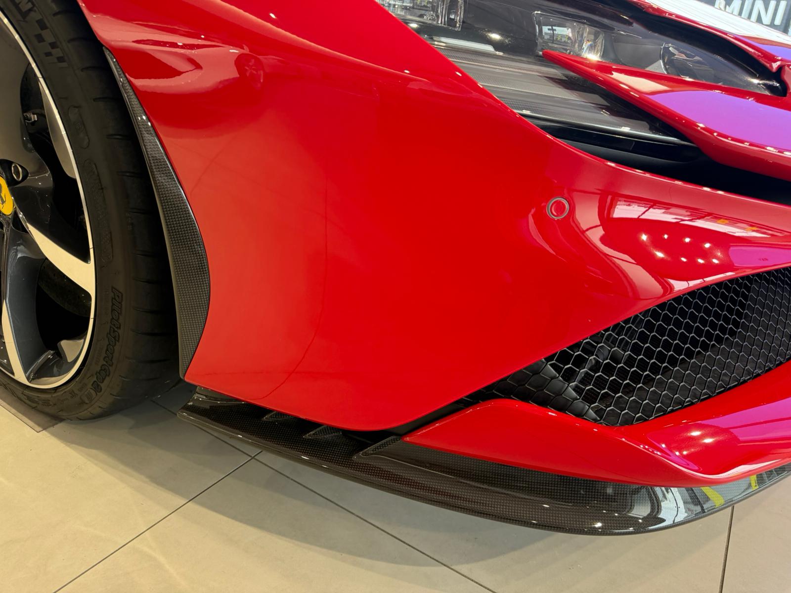 Ferrari SF90 Stradale (photo: 5)