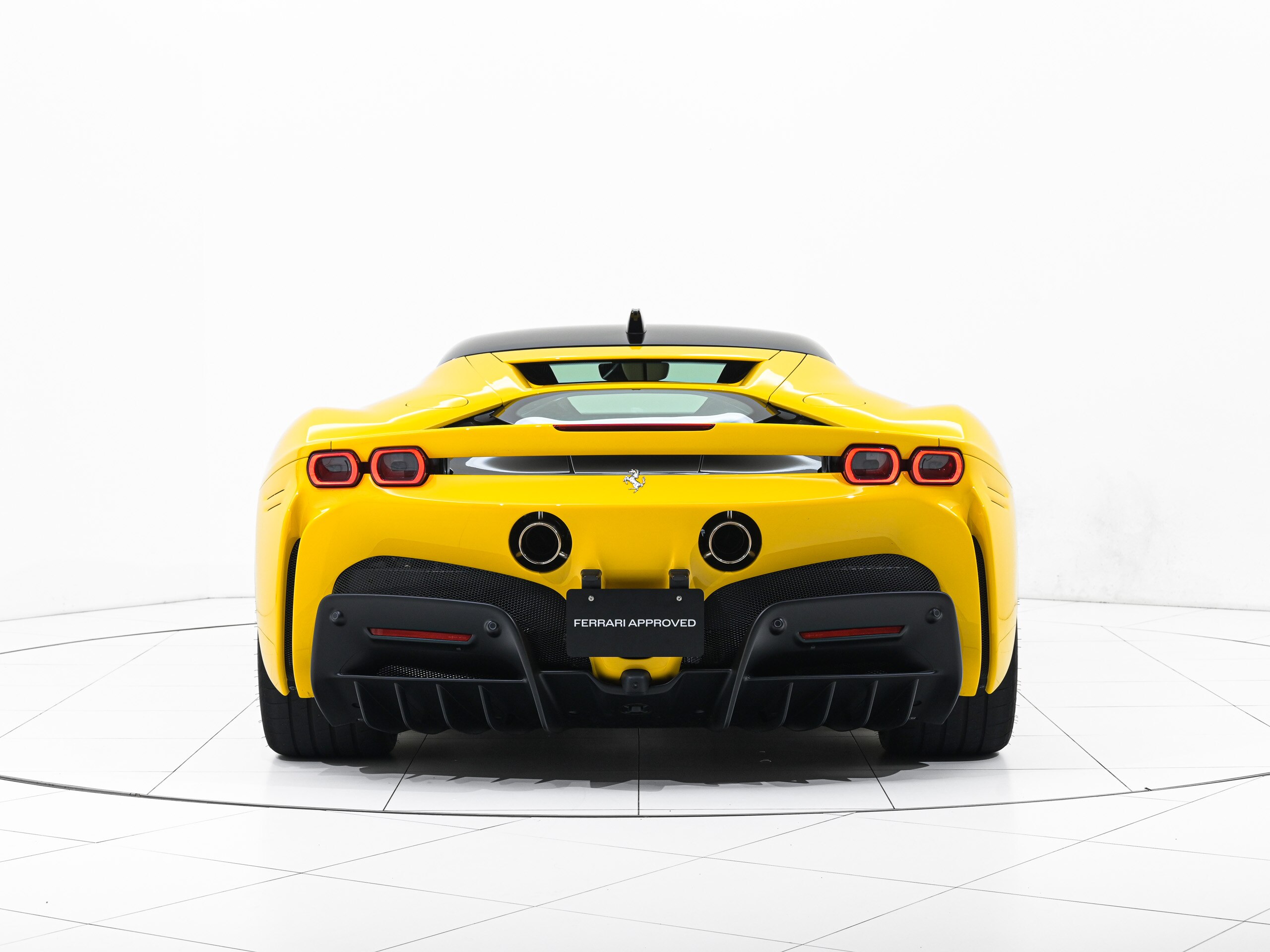 Ferrari SF90 Stradale (photo: 4)