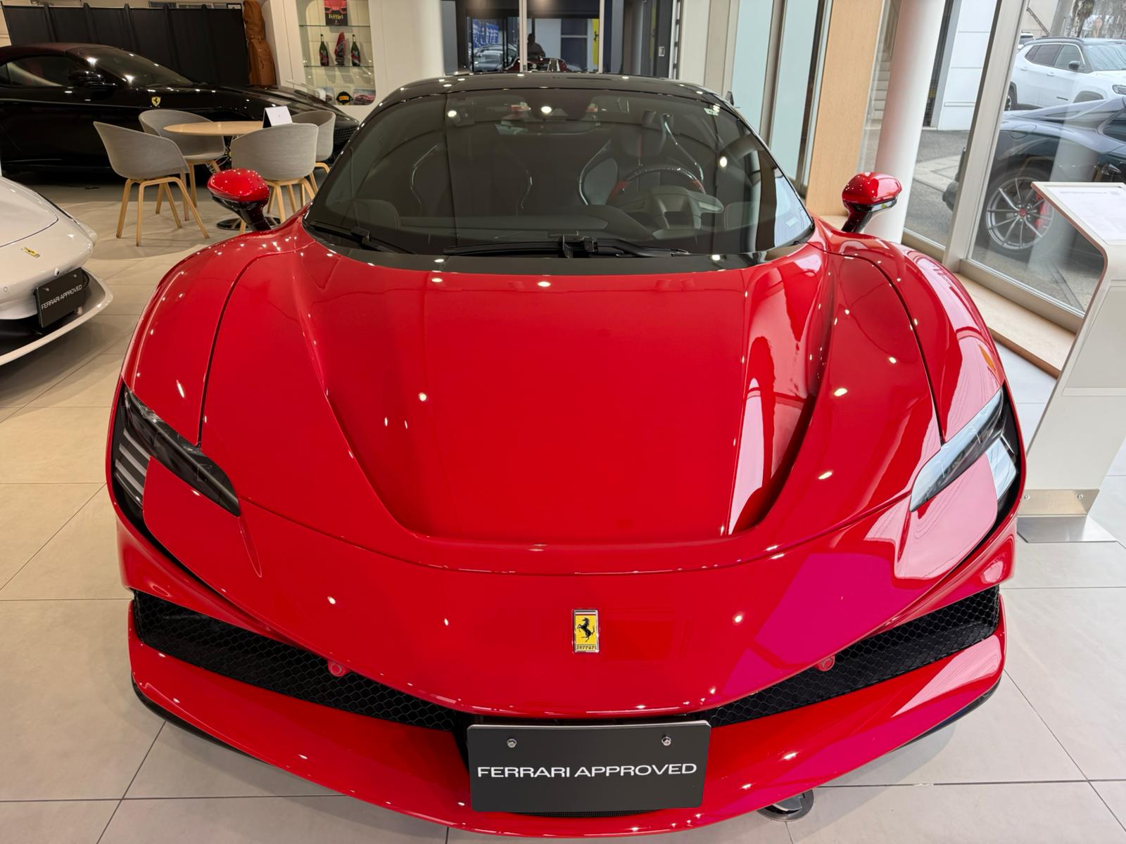 Ferrari SF90 Stradale (photo: 1)