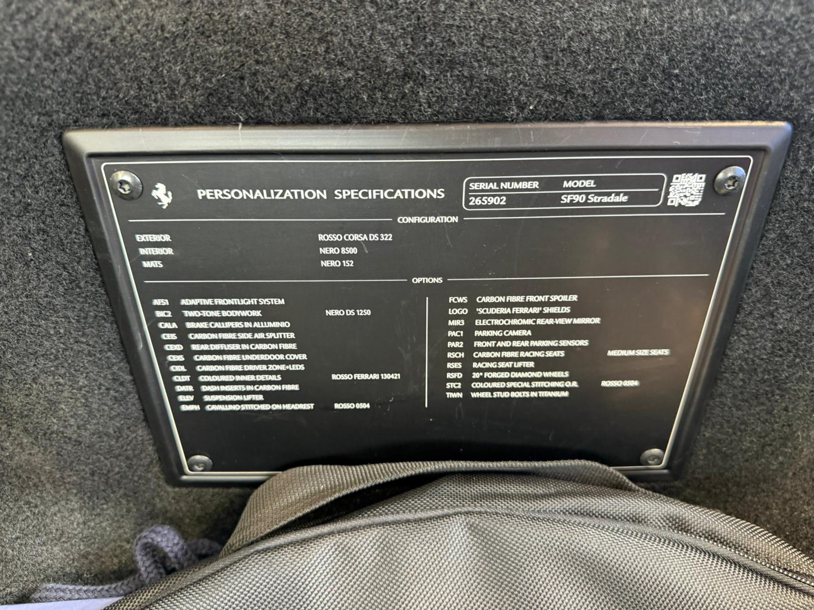 Ferrari SF90 Stradale (photo: 16)