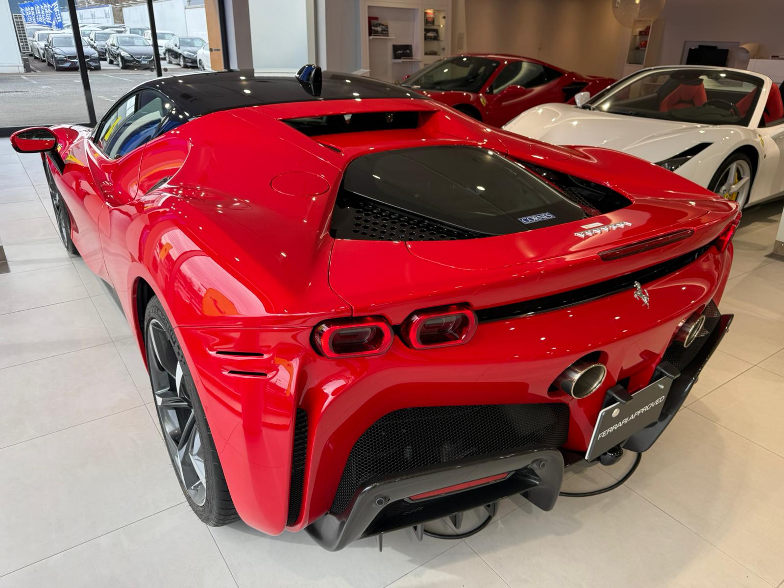 Ferrari SF90 Stradale (photo: 3)