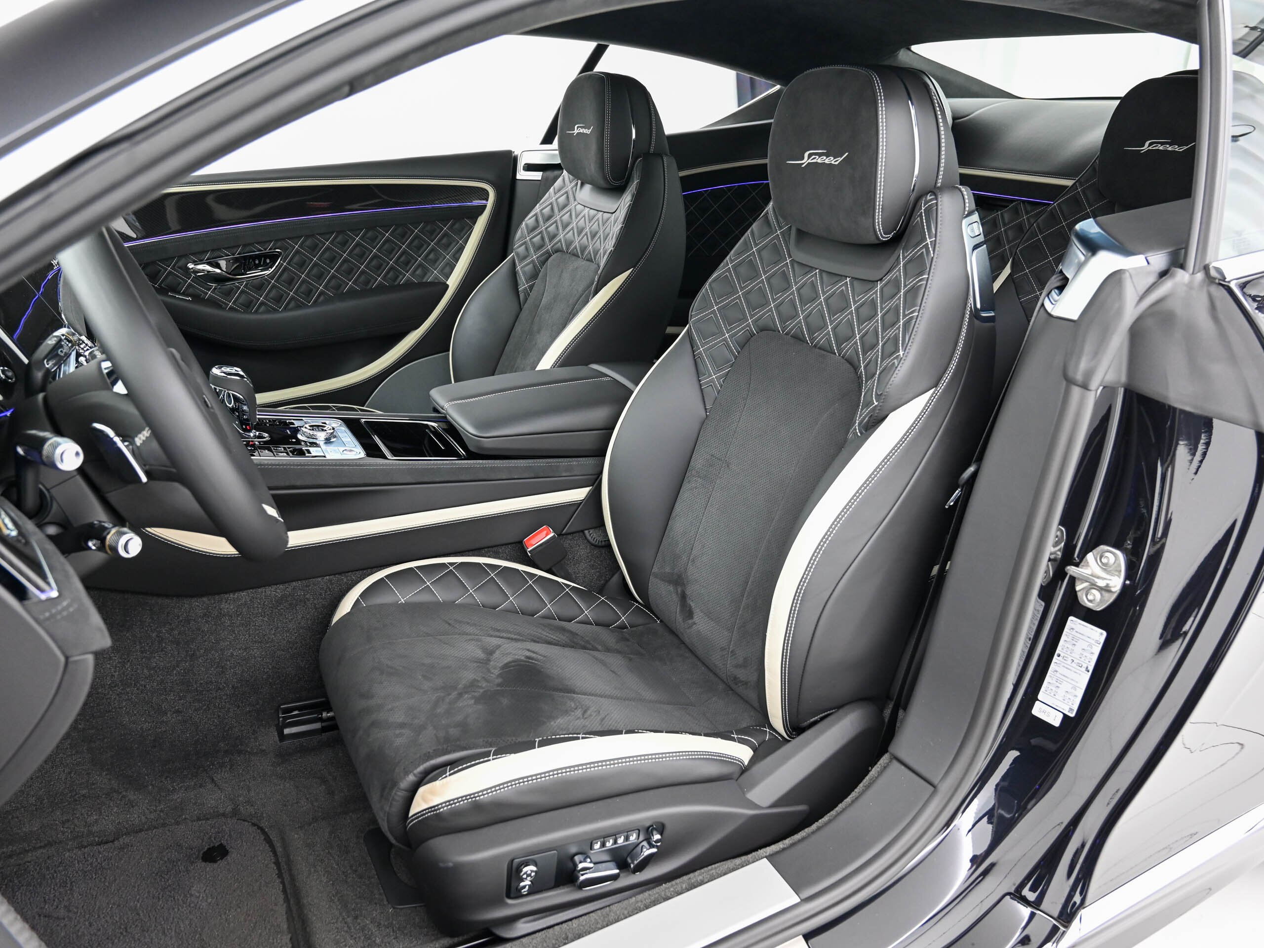 Bentley Continental GT Speed (photo: 7)