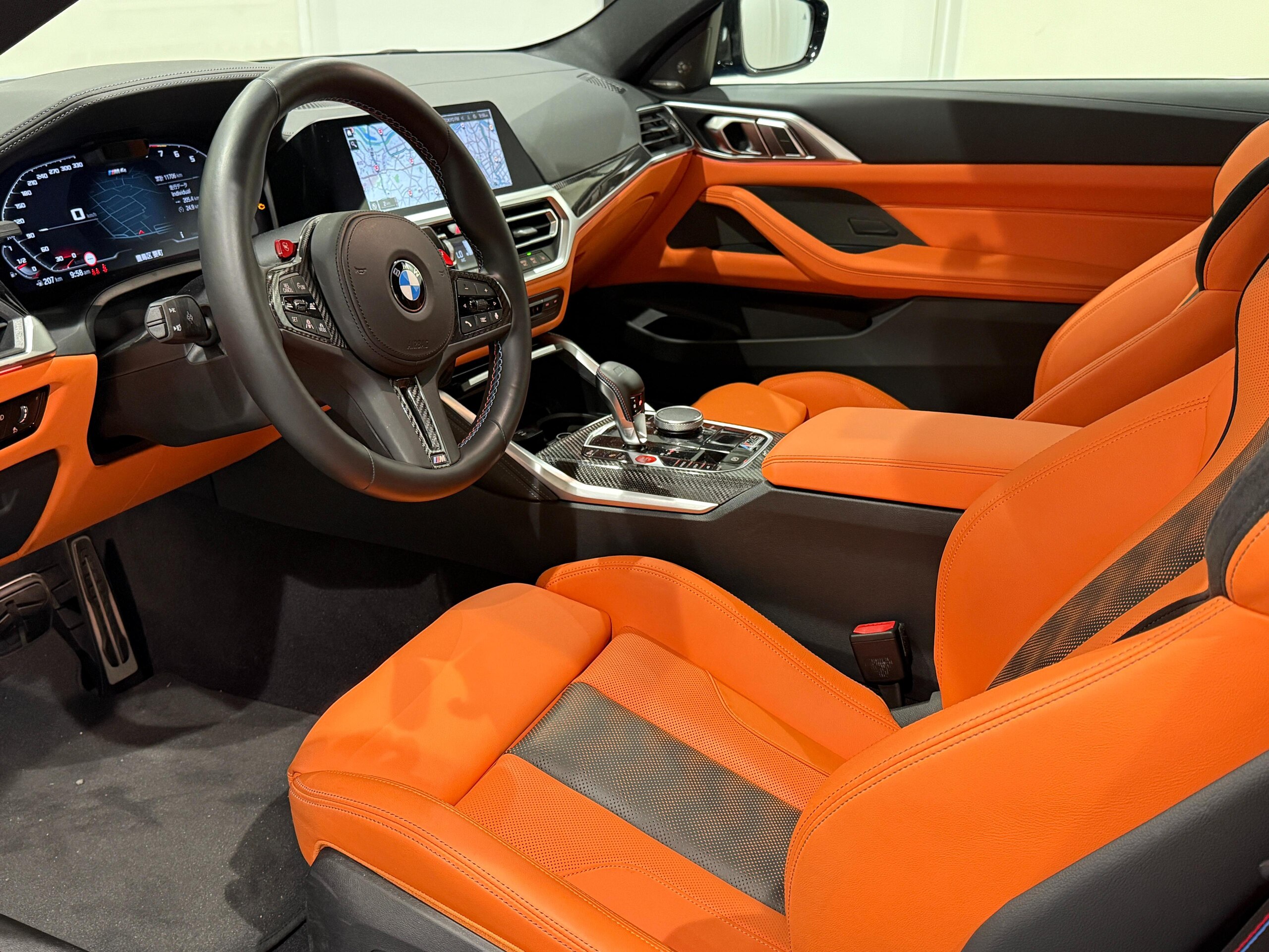 BMW M4 Competition (photo: 10)