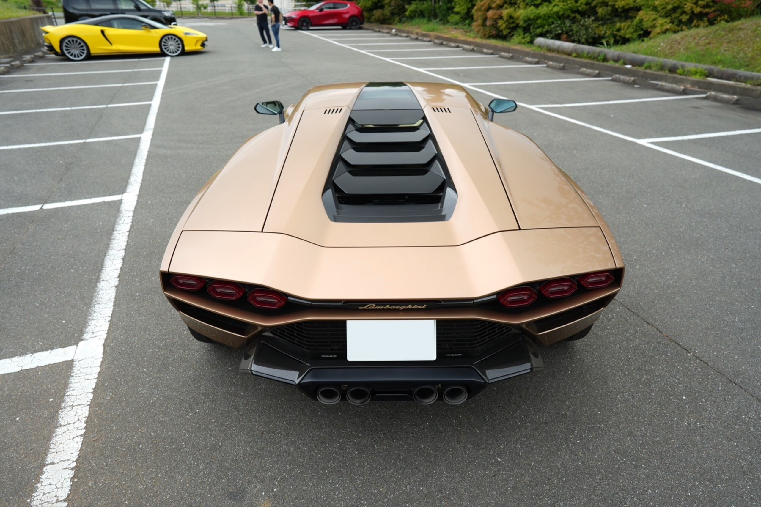 Lamborghini Countach LPI 800-4 (photo: 7)