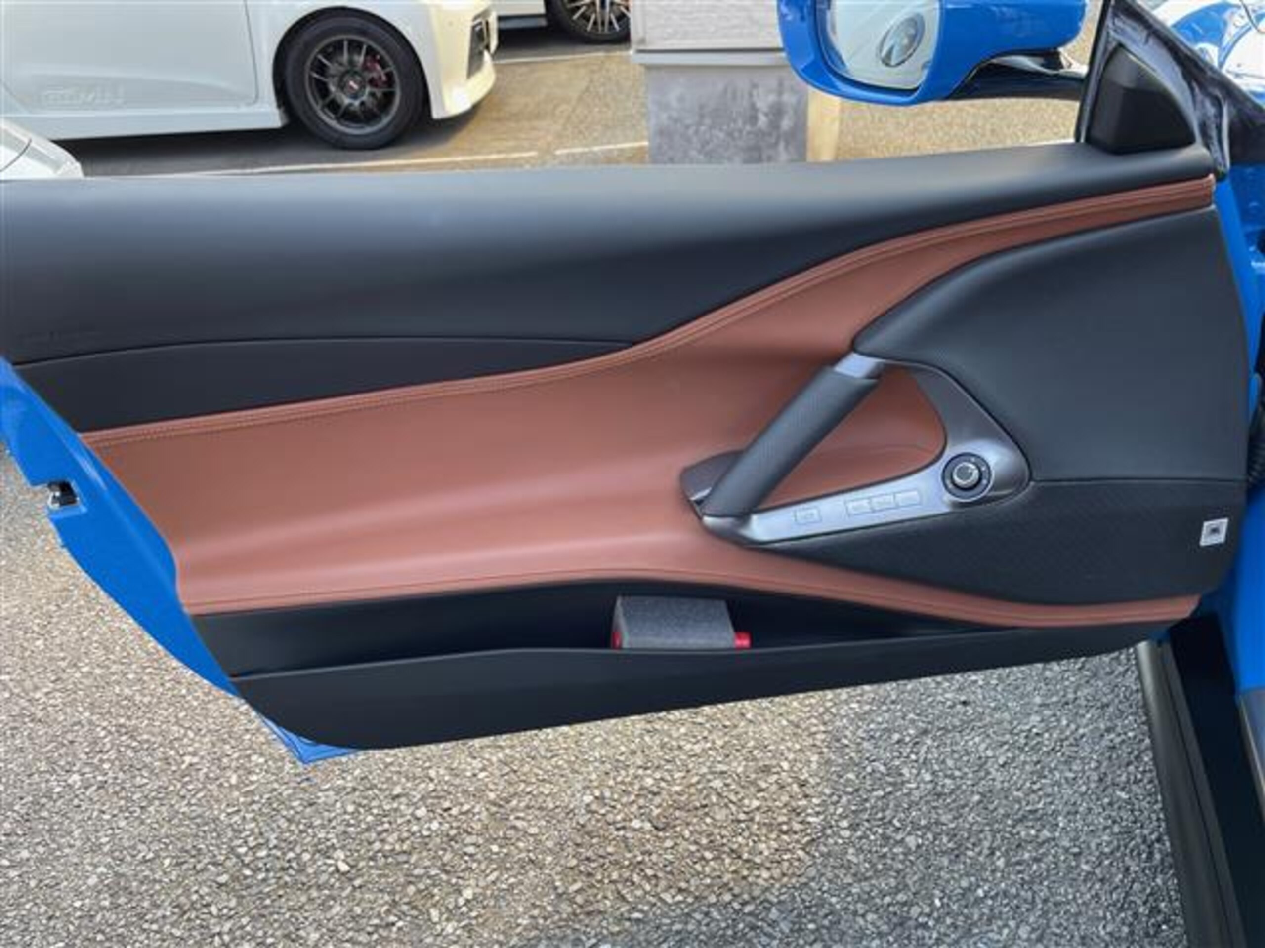 Ferrari 812GTS (photo: 6)