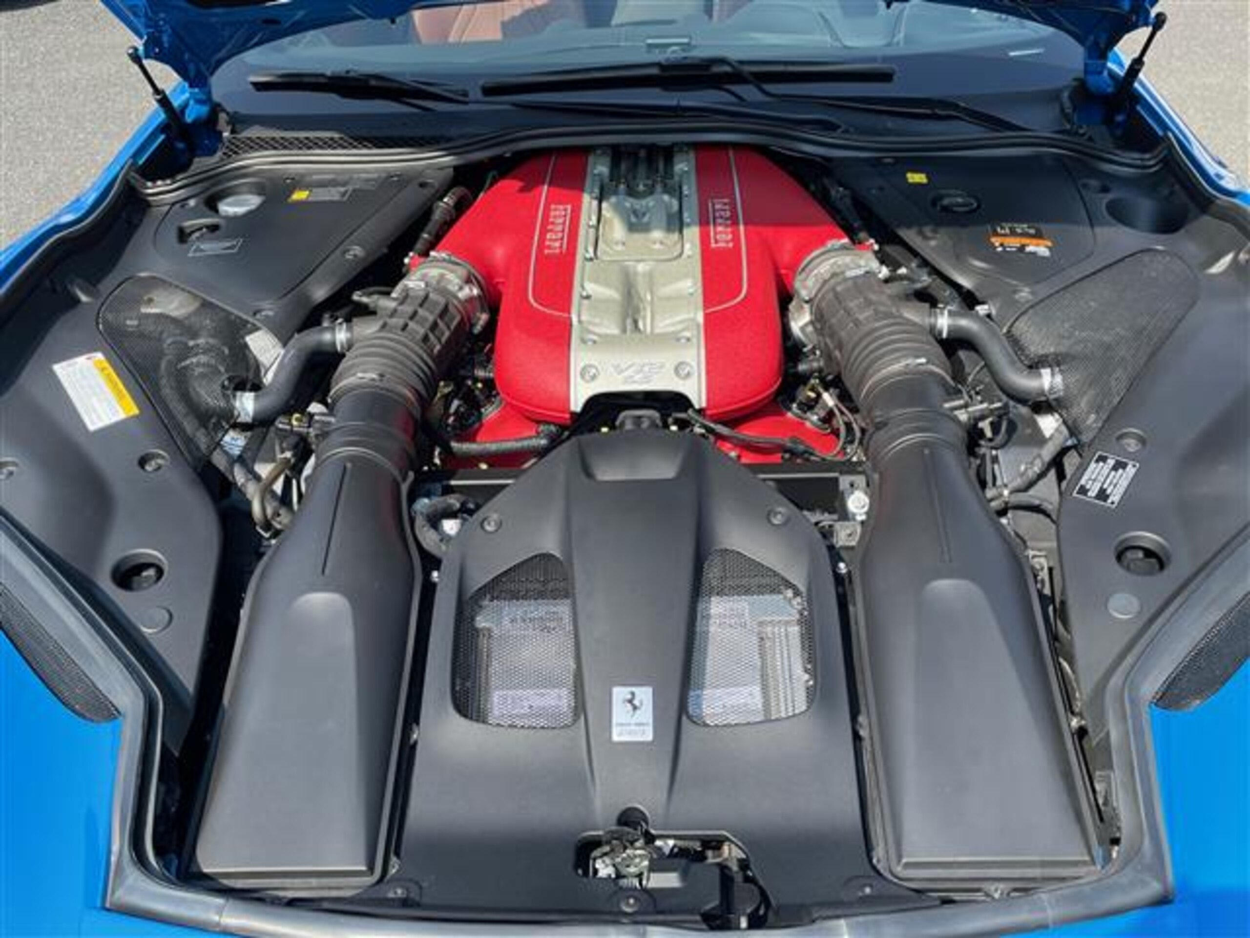 Ferrari 812GTS (photo: 15)