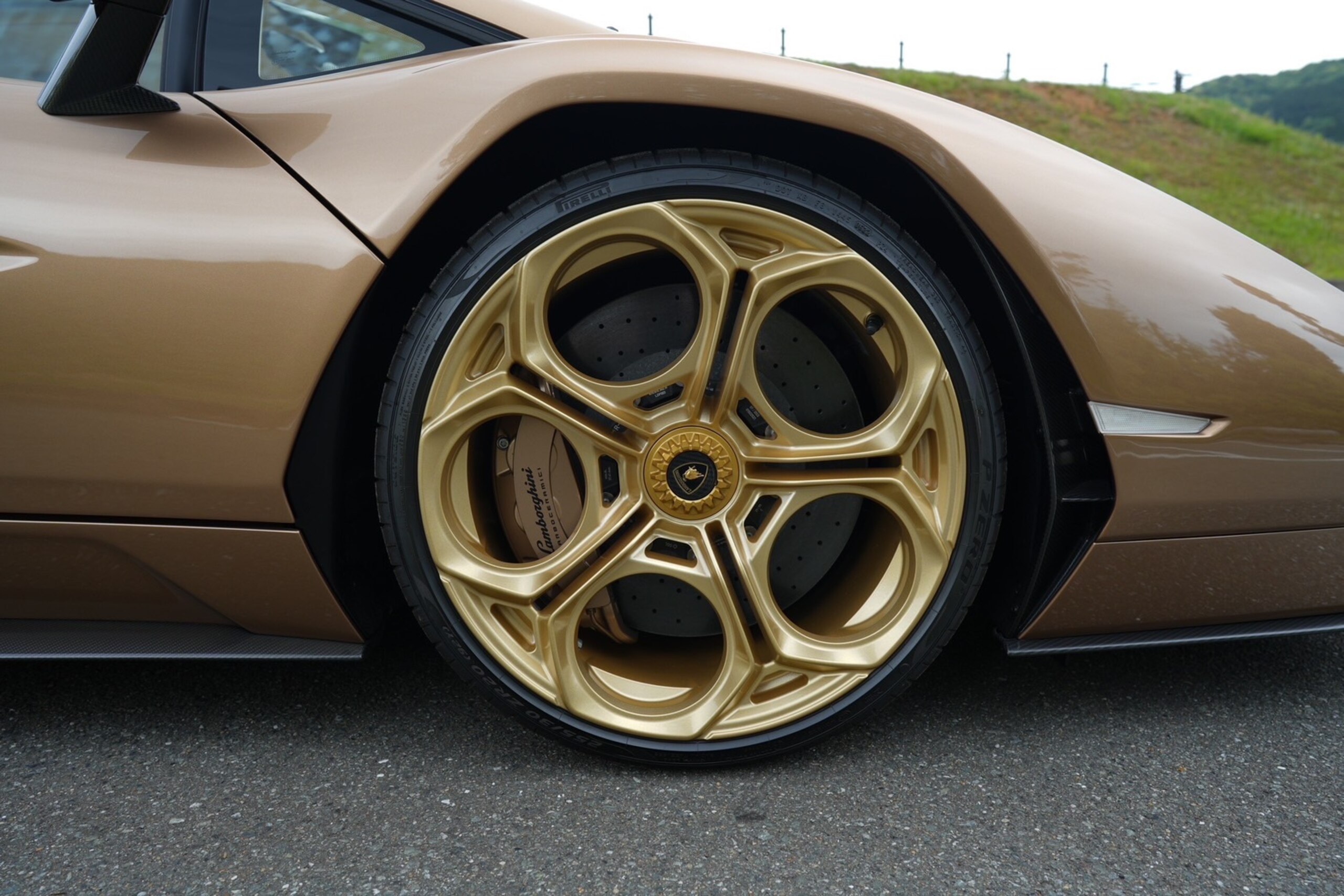 Lamborghini Countach LPI 800-4 (photo: 20)