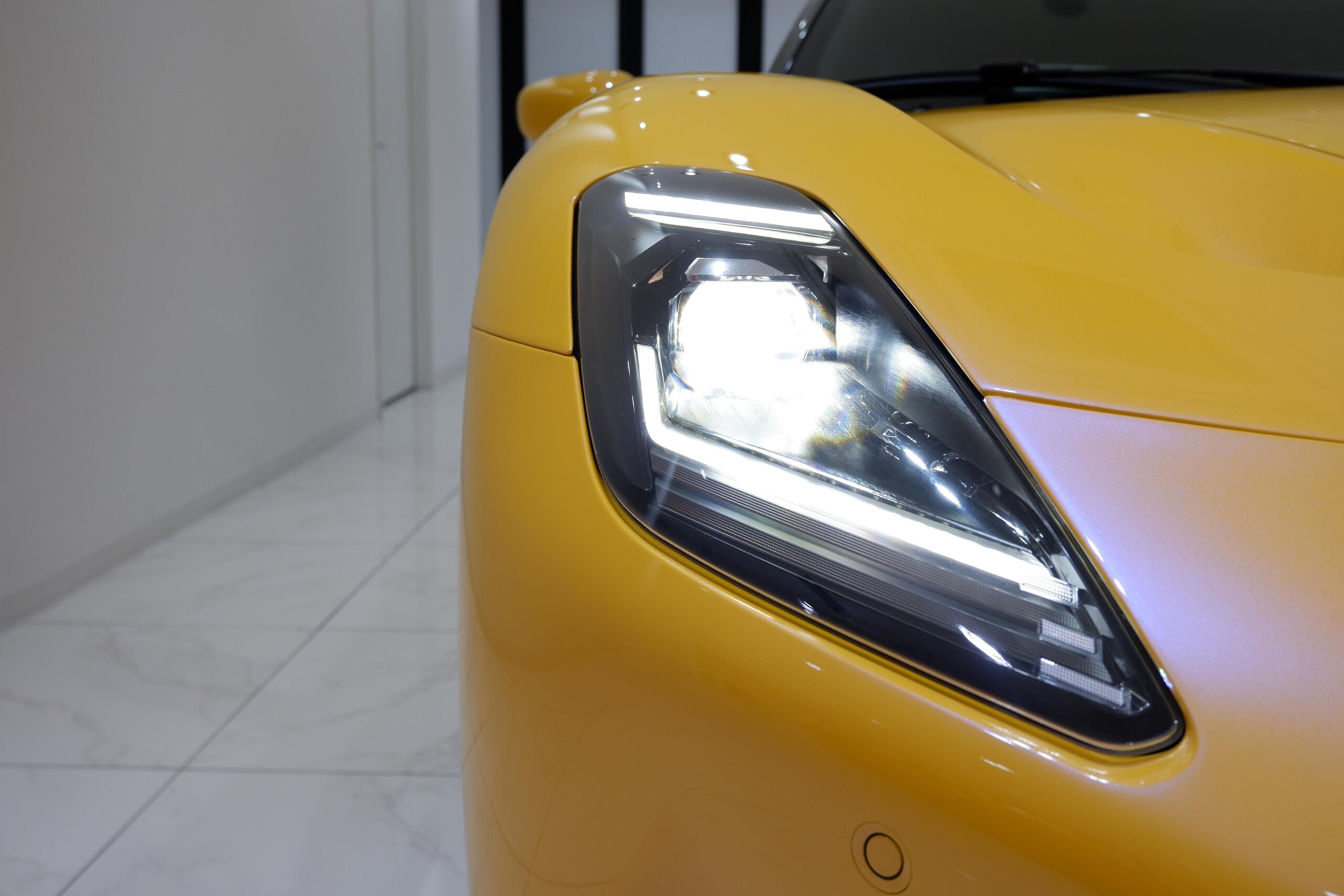 Maserati MC20 (photo: 12)