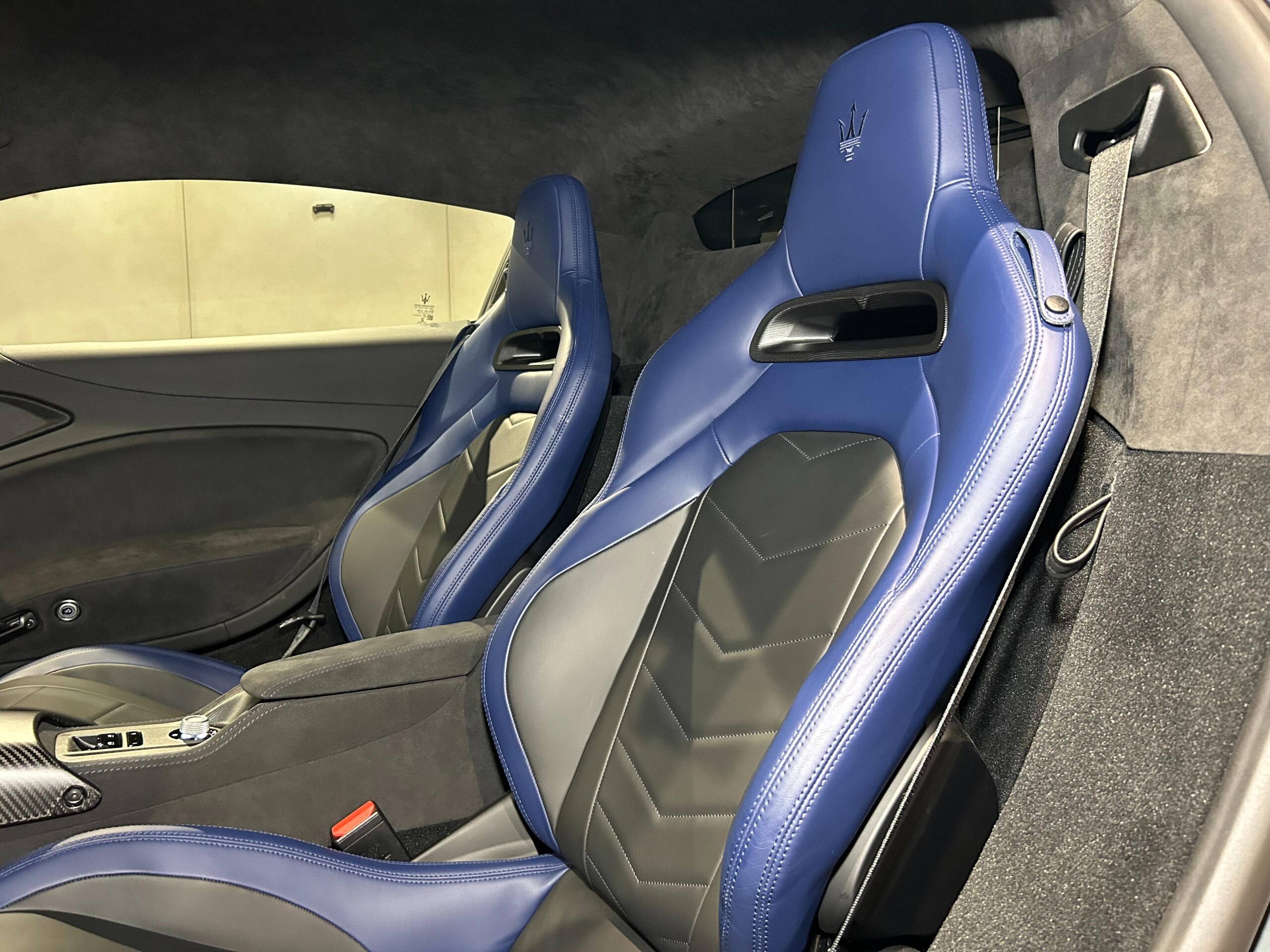 Maserati MC20 (photo: 11)